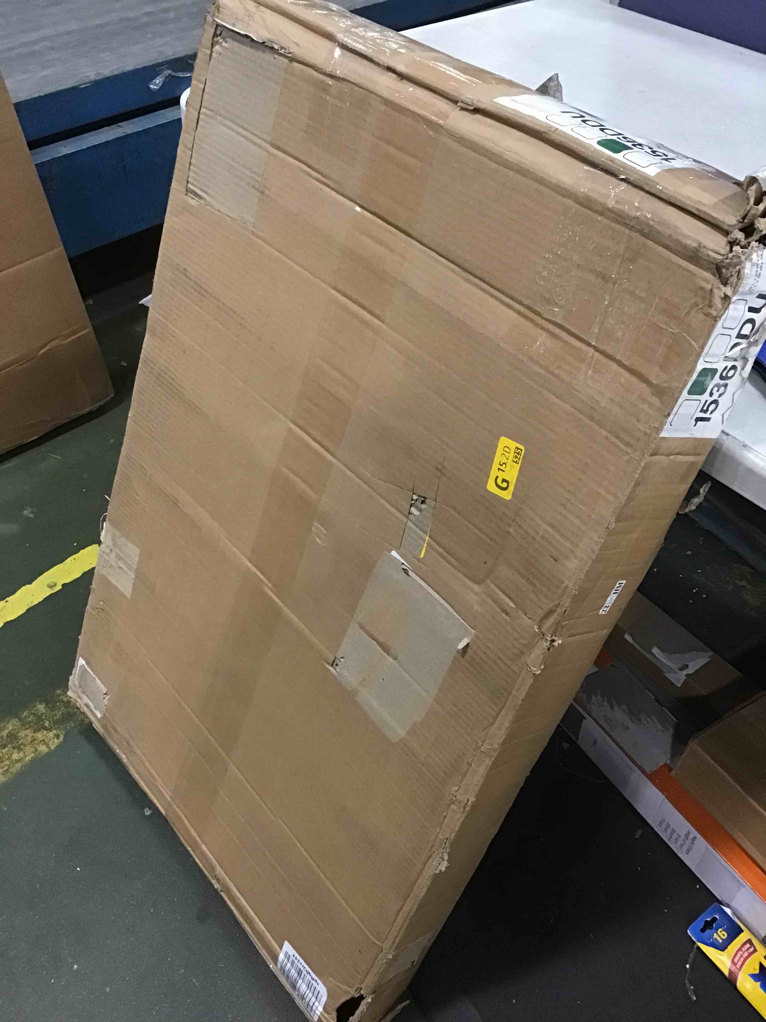 https://s3.amazonaws.com/lotting-images-prod/bidfta/YEL4764510_1703277507714.jpeg