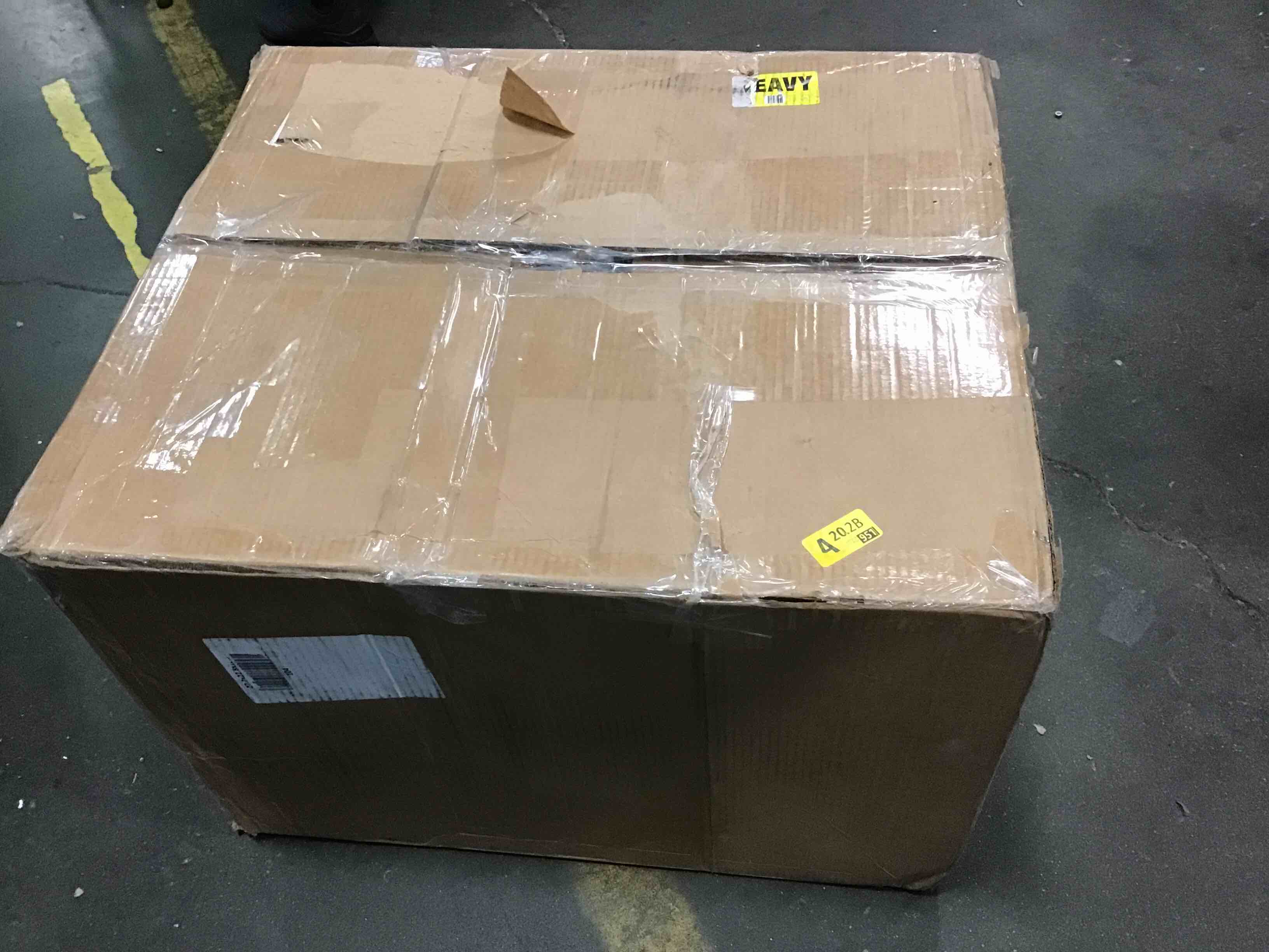 https://s3.amazonaws.com/lotting-images-prod/bidfta/YEL4764686_1703358873932.jpeg