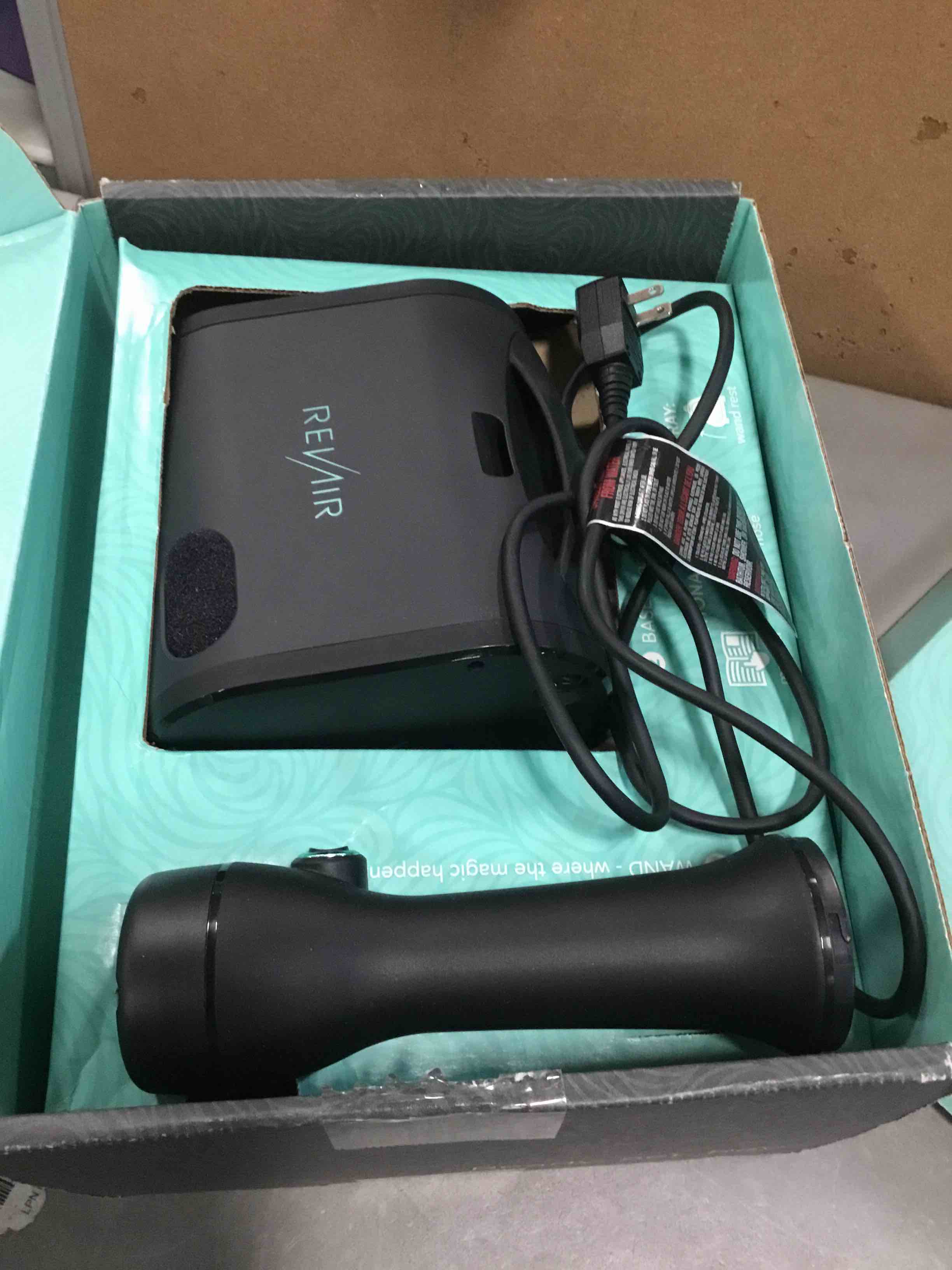 https://s3.amazonaws.com/lotting-images-prod/bidfta/YEL4764901_1703611754183.jpeg