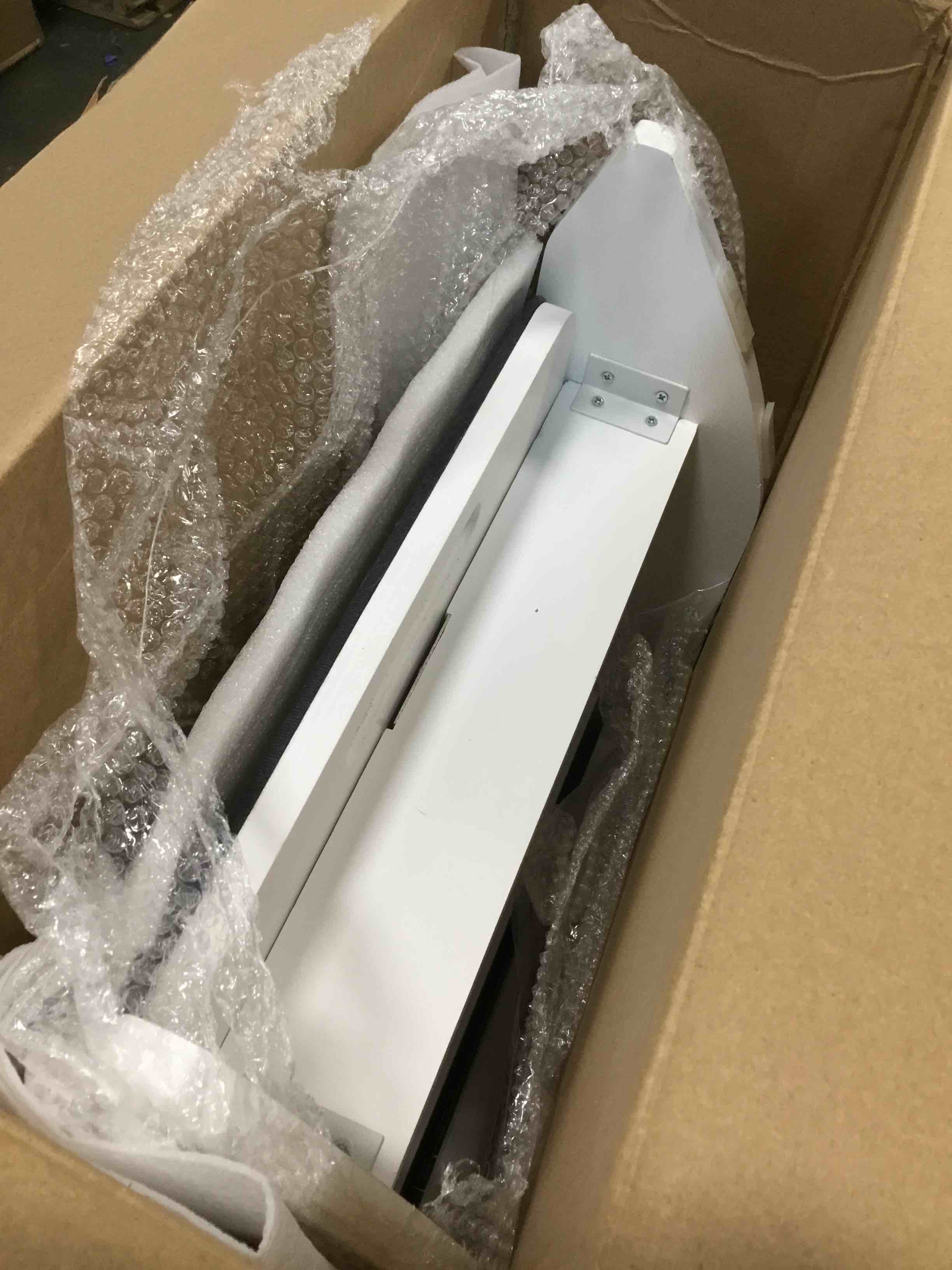 https://s3.amazonaws.com/lotting-images-prod/bidfta/YEL4764952_1703622660161.jpeg
