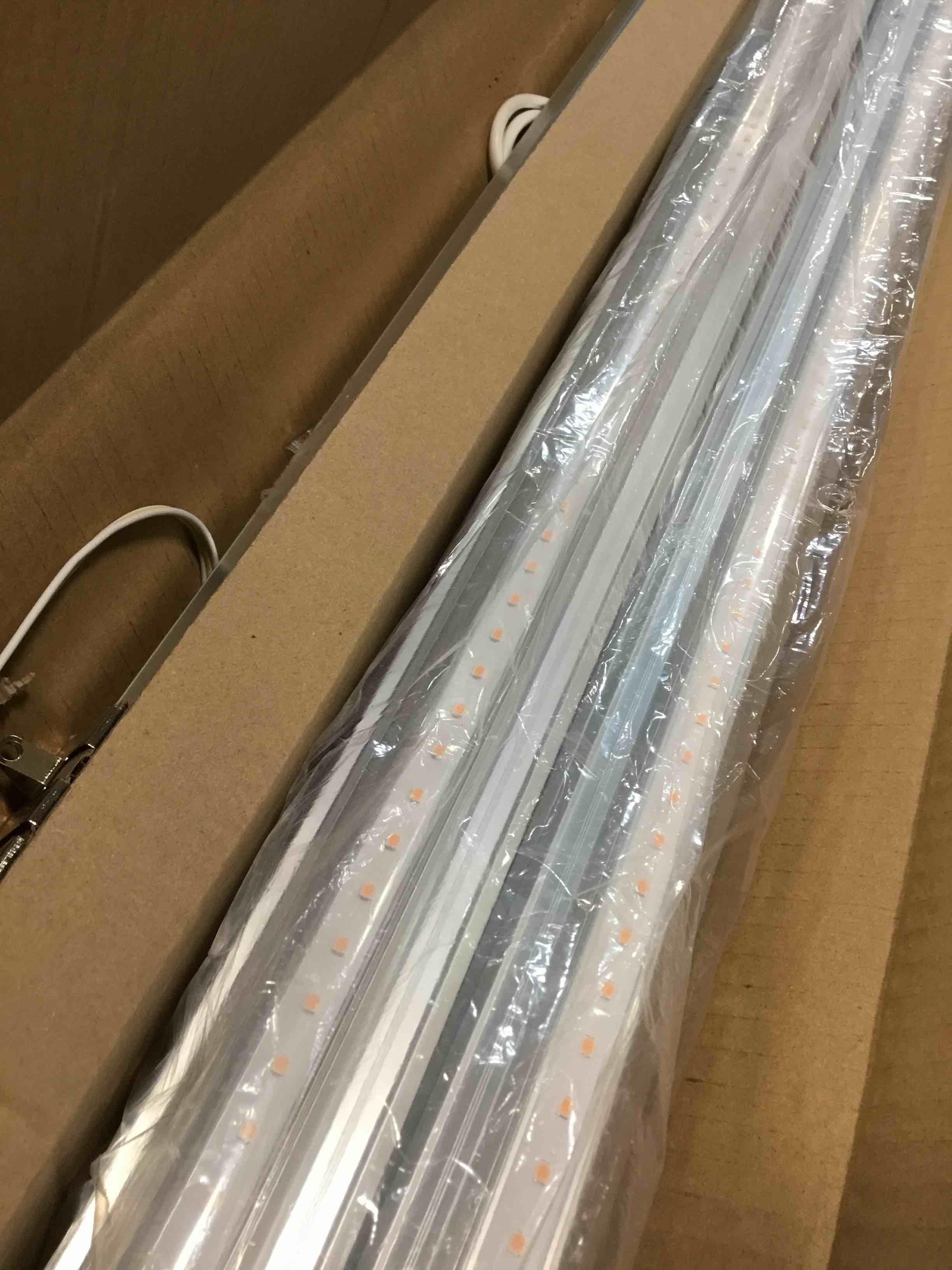 https://s3.amazonaws.com/lotting-images-prod/bidfta/YEL4765822_1704221824186.jpeg