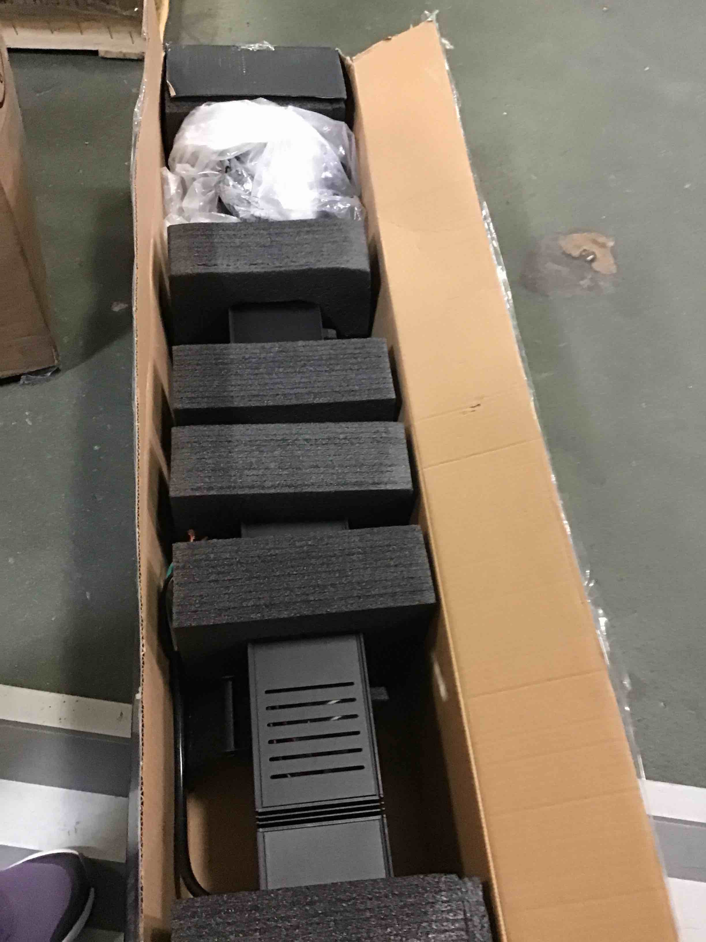 https://s3.amazonaws.com/lotting-images-prod/bidfta/YEL4775786_1681915578571.jpeg