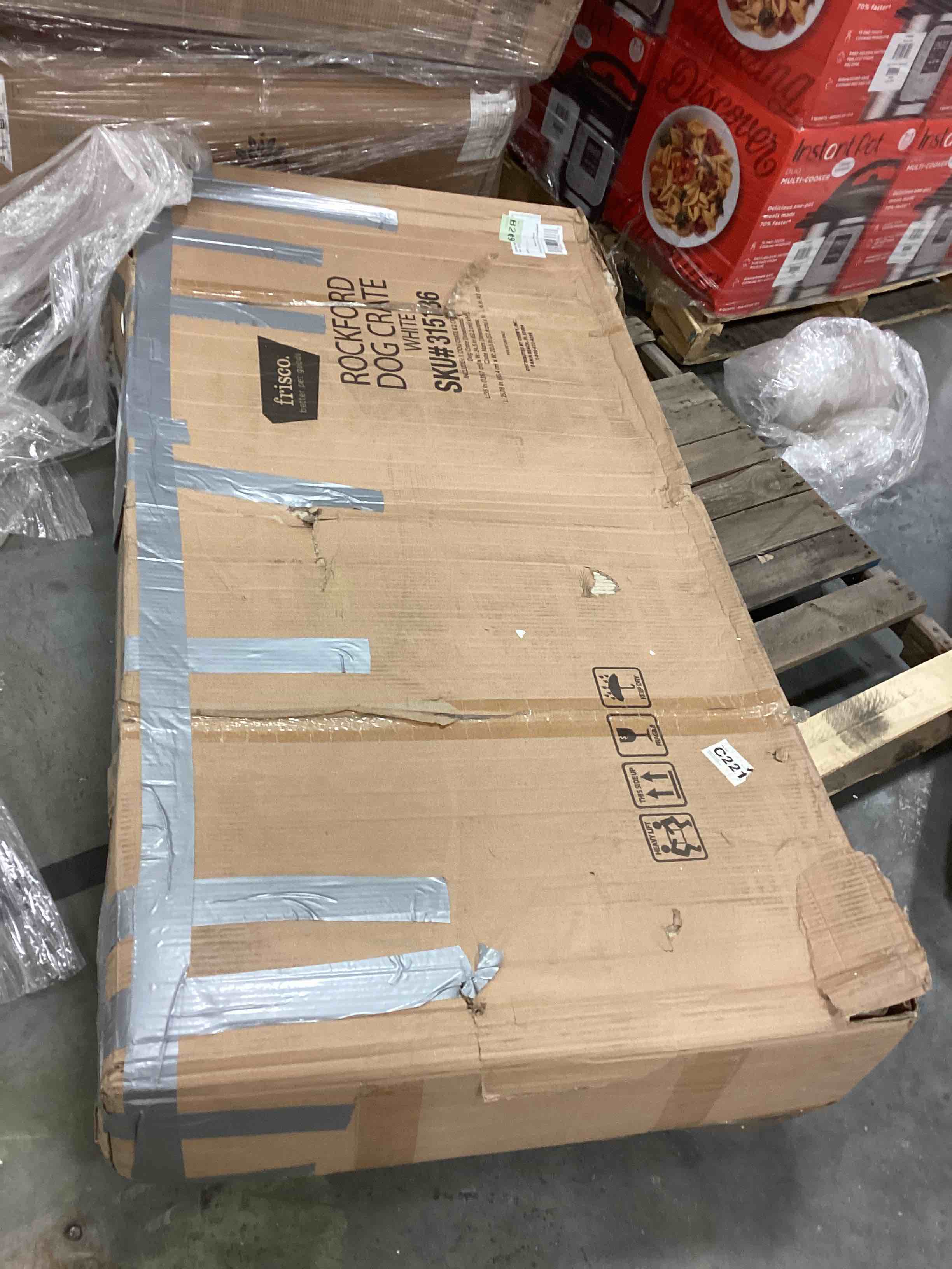 https://s3.amazonaws.com/lotting-images-prod/bidfta/YEL4790412_1686232824166.jpeg