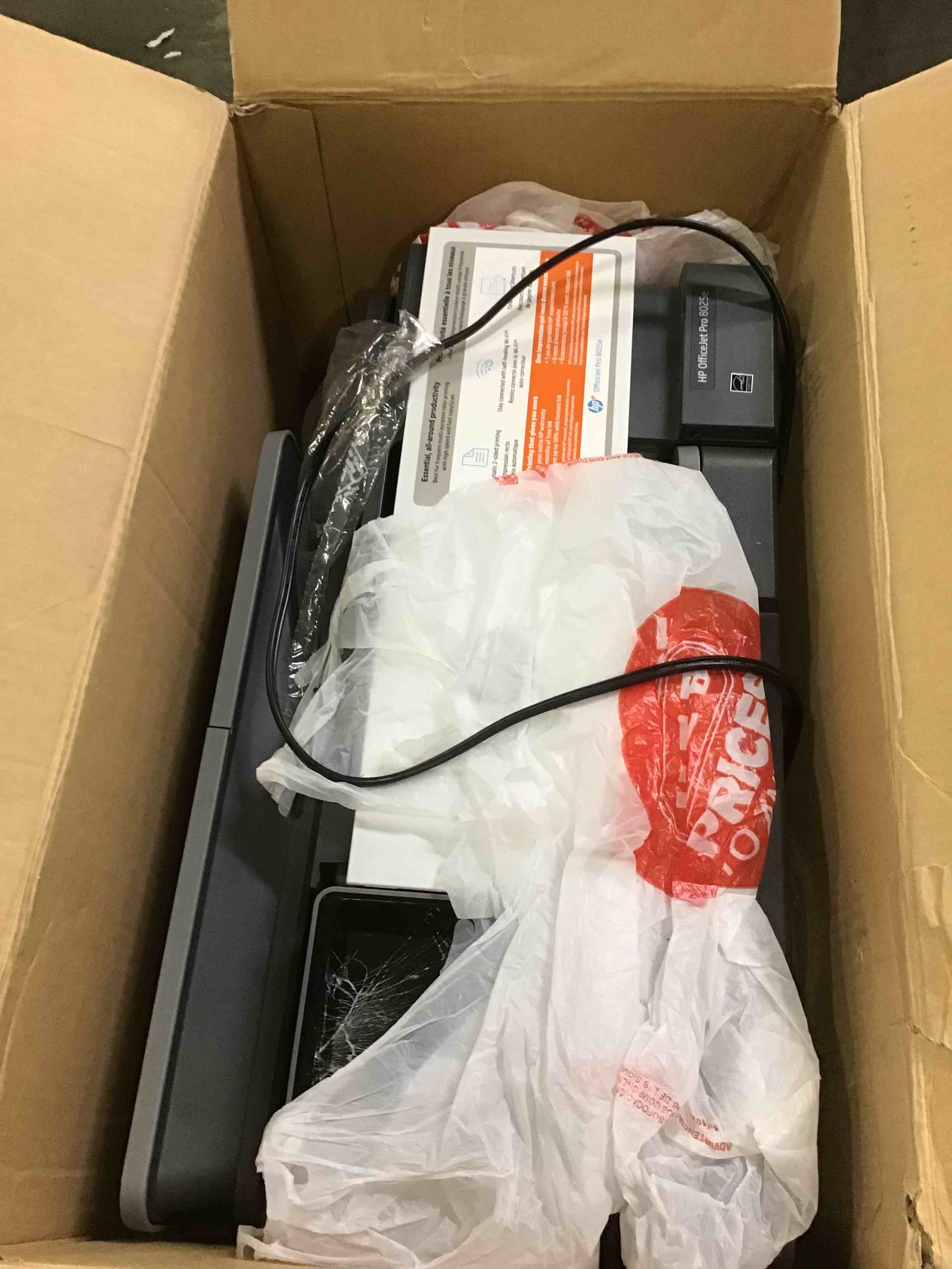 https://s3.amazonaws.com/lotting-images-prod/bidfta/YEL4796304_1682785327810.jpeg