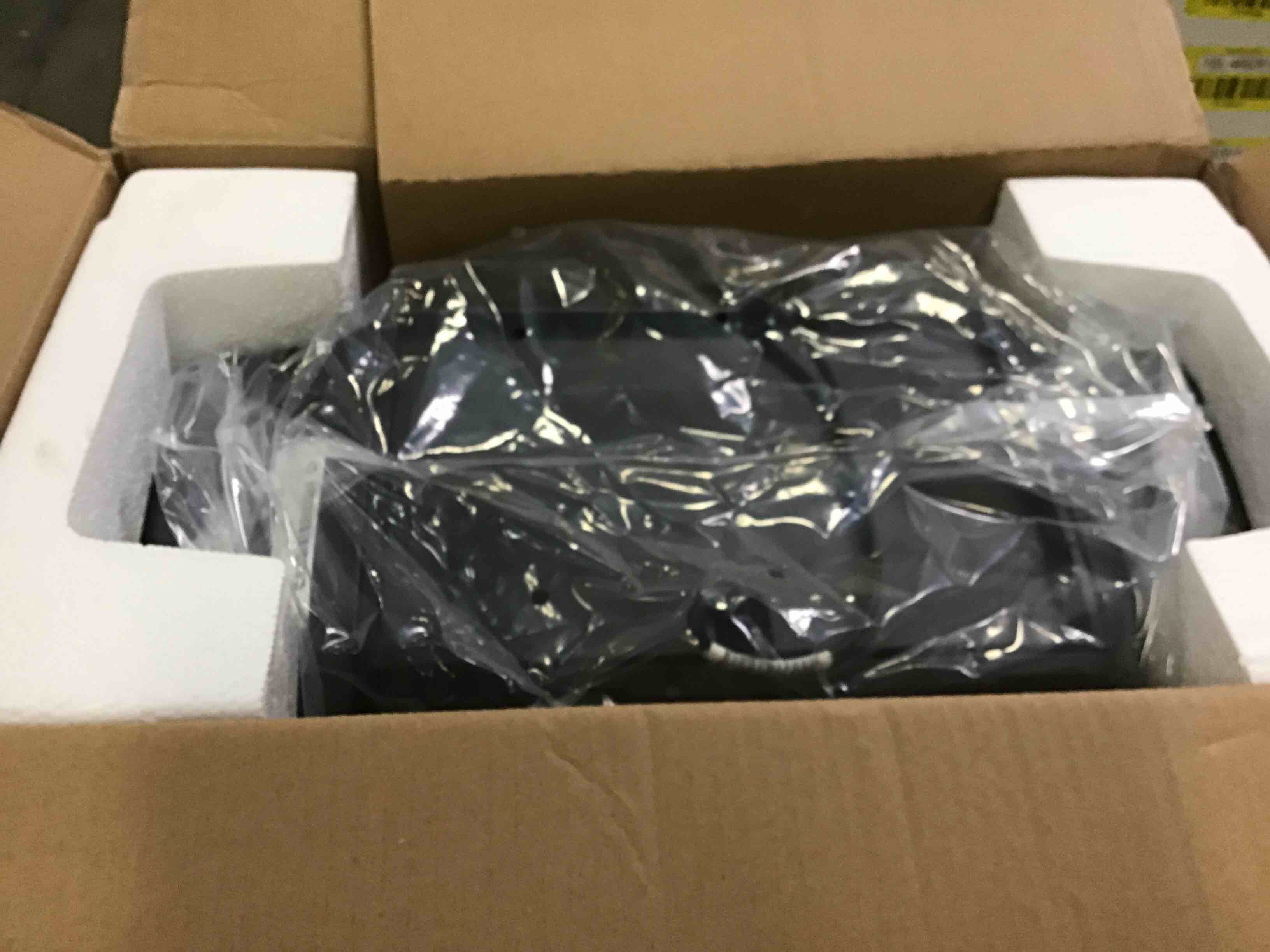 https://s3.amazonaws.com/lotting-images-prod/bidfta/YEL4796322_1682786900894.jpeg