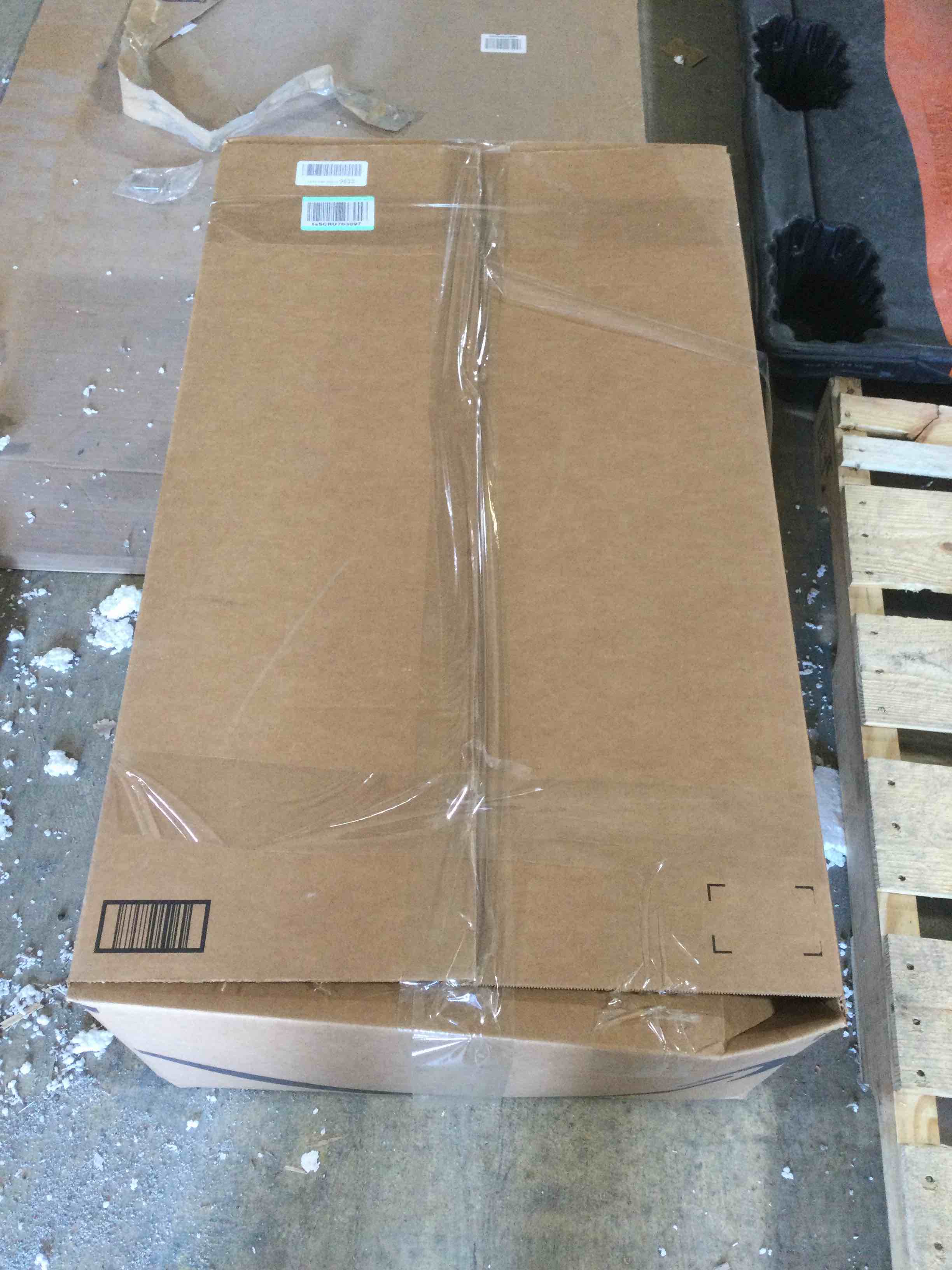 https://s3.amazonaws.com/lotting-images-prod/bidfta/YEL4821478_1686779707181.jpeg