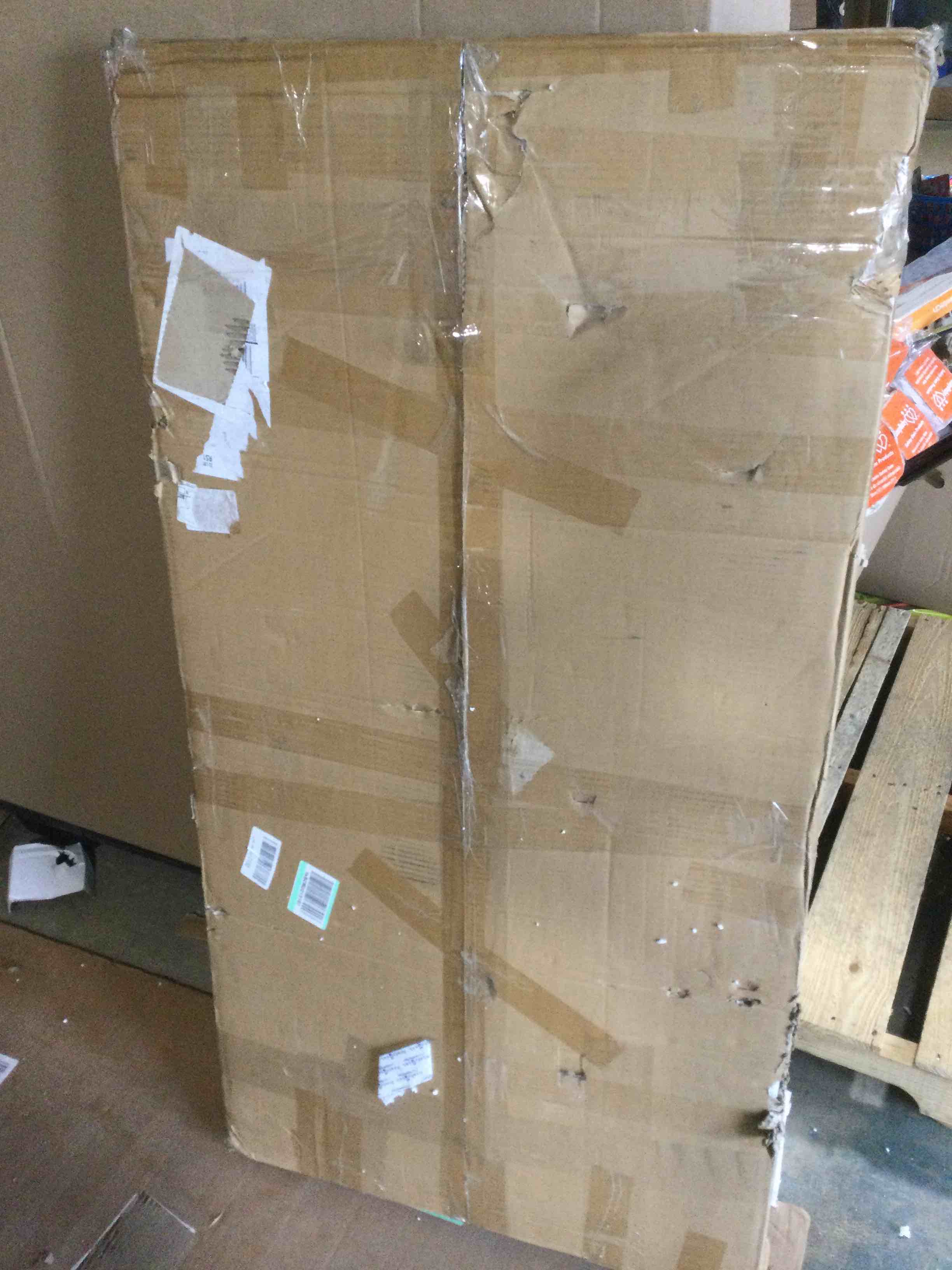 https://s3.amazonaws.com/lotting-images-prod/bidfta/YEL4821518_1686762117031.jpeg