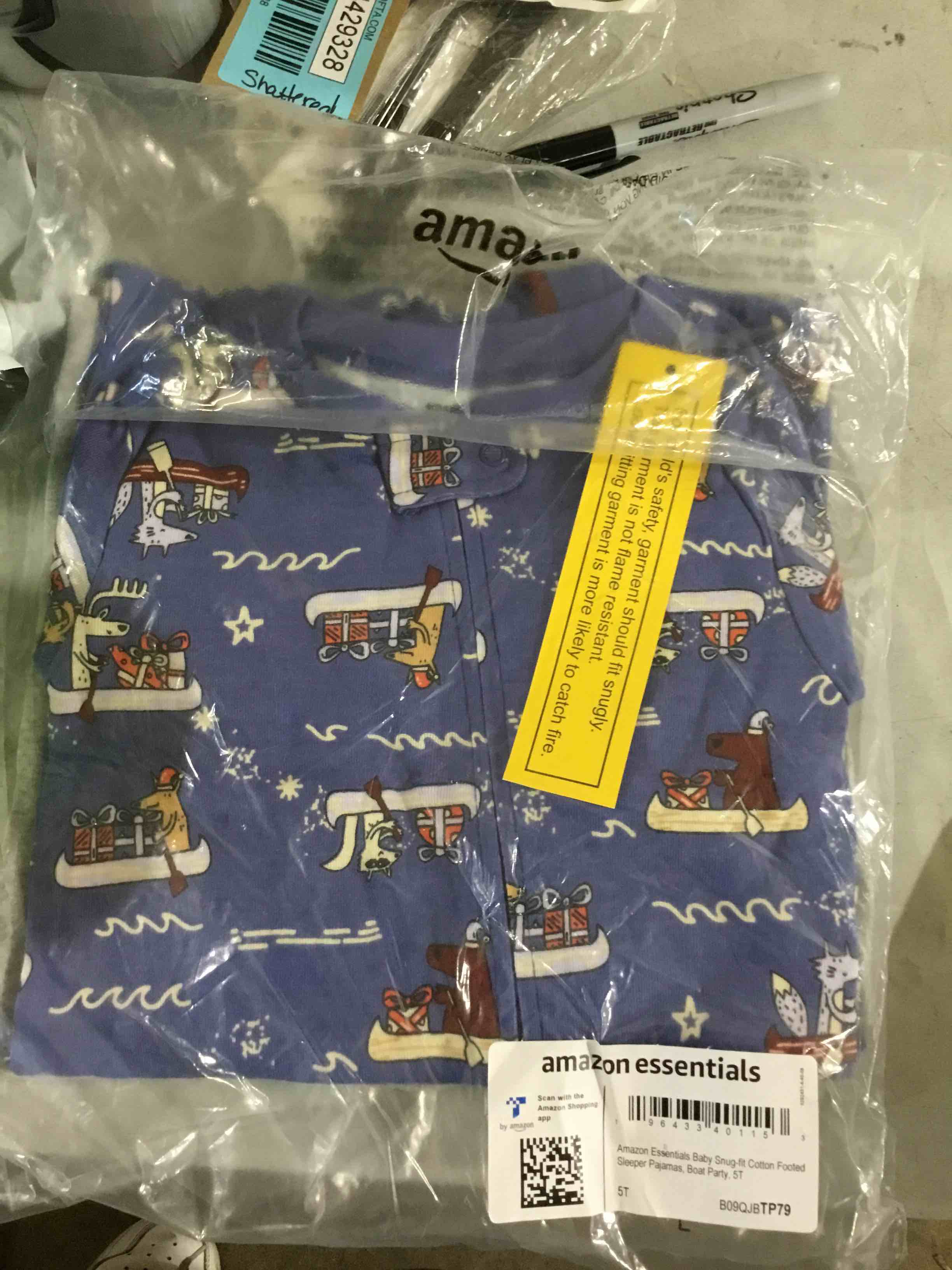 https://s3.amazonaws.com/lotting-images-prod/bidfta/YEL4826055_1694619712499.jpeg