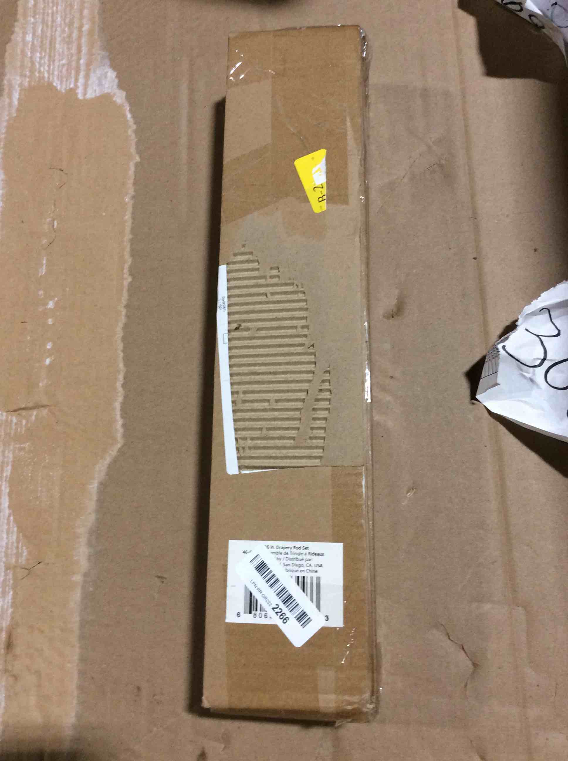 https://s3.amazonaws.com/lotting-images-prod/bidfta/YEL4827725_1692370492968.jpeg