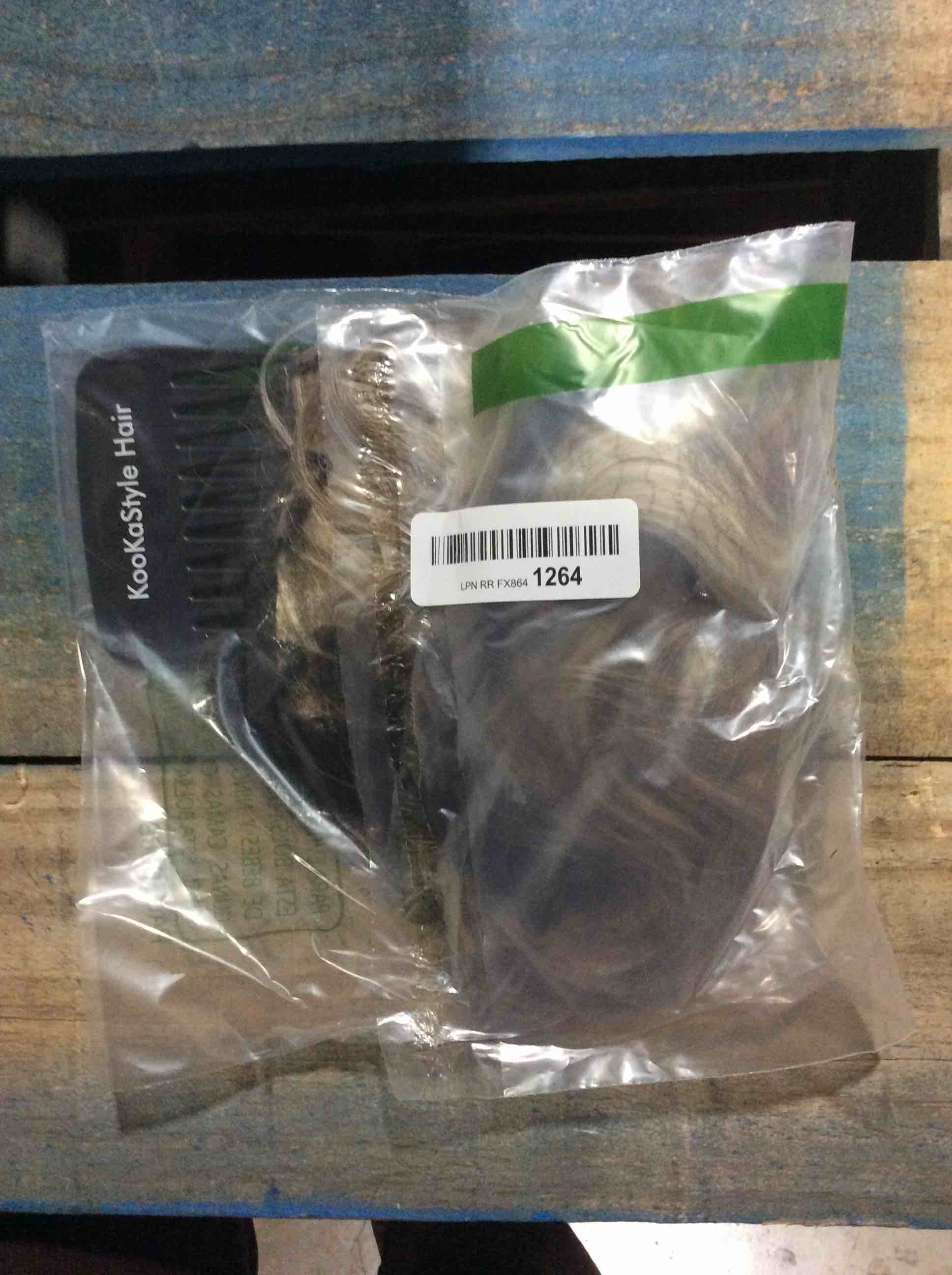 https://s3.amazonaws.com/lotting-images-prod/bidfta/YEL4827733_1692371976823.jpeg