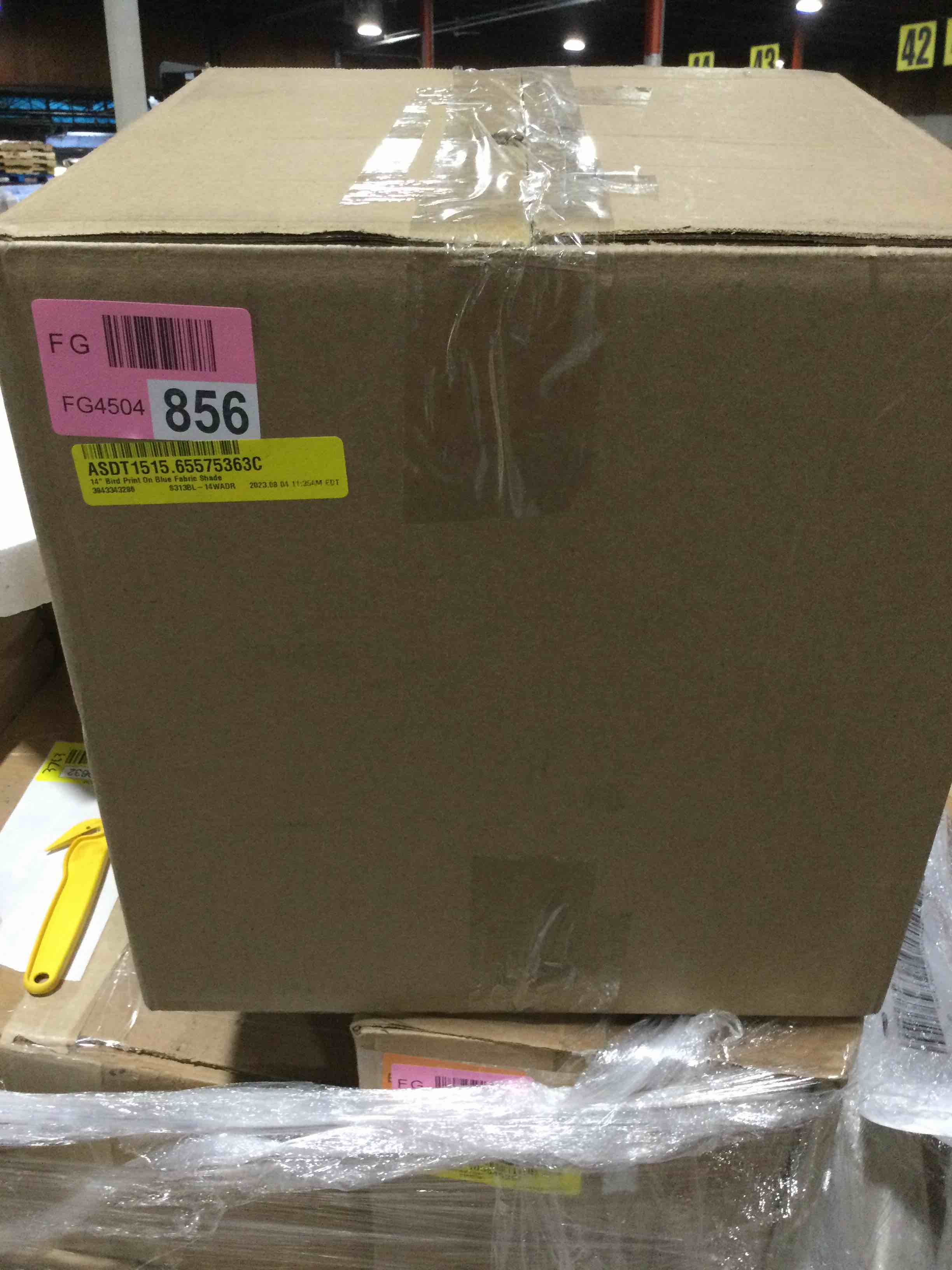 https://s3.amazonaws.com/lotting-images-prod/bidfta/YEL4829632_1693495454497.jpeg