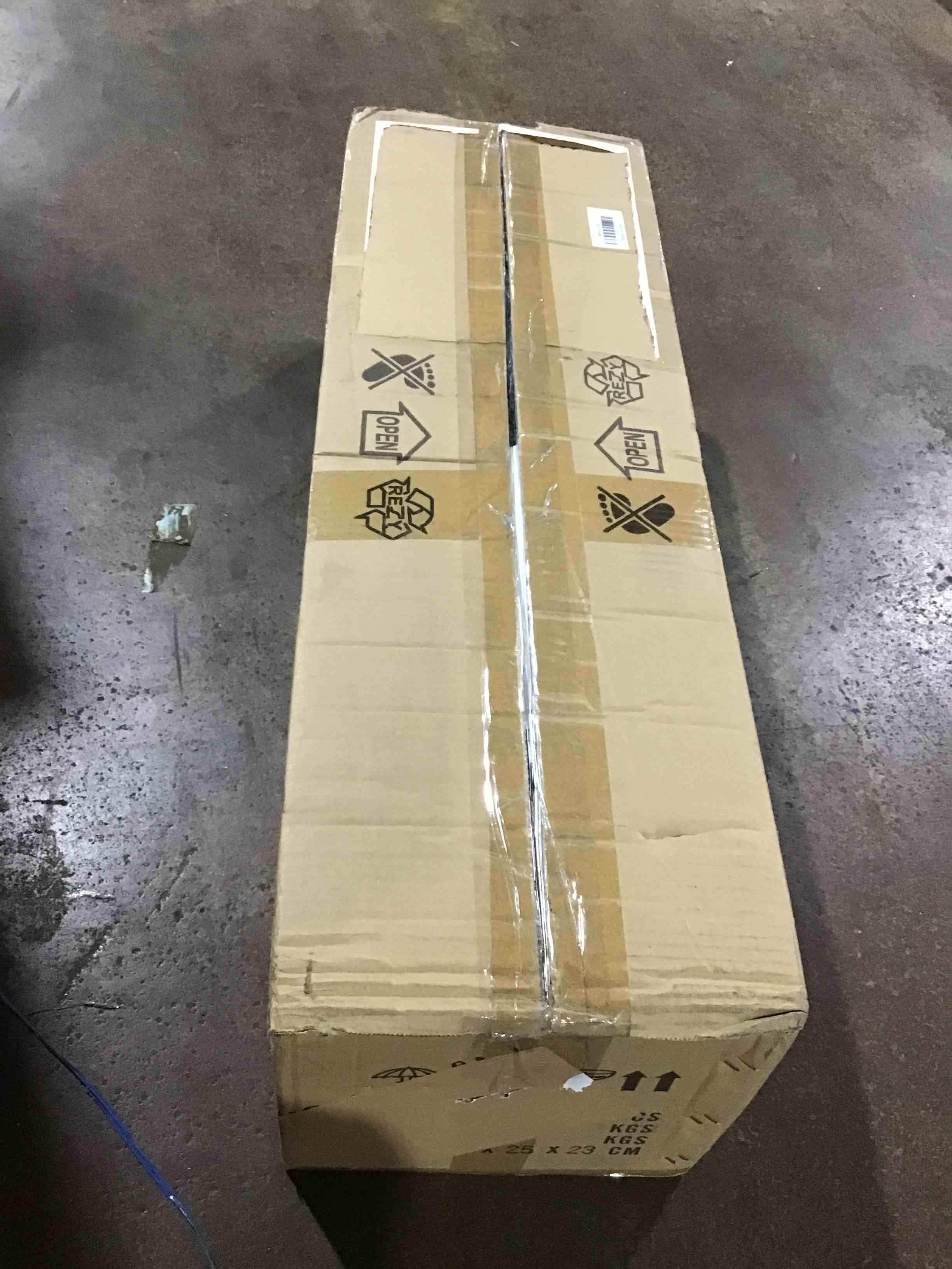 https://s3.amazonaws.com/lotting-images-prod/bidfta/YEL4829669_1693424502575.jpeg