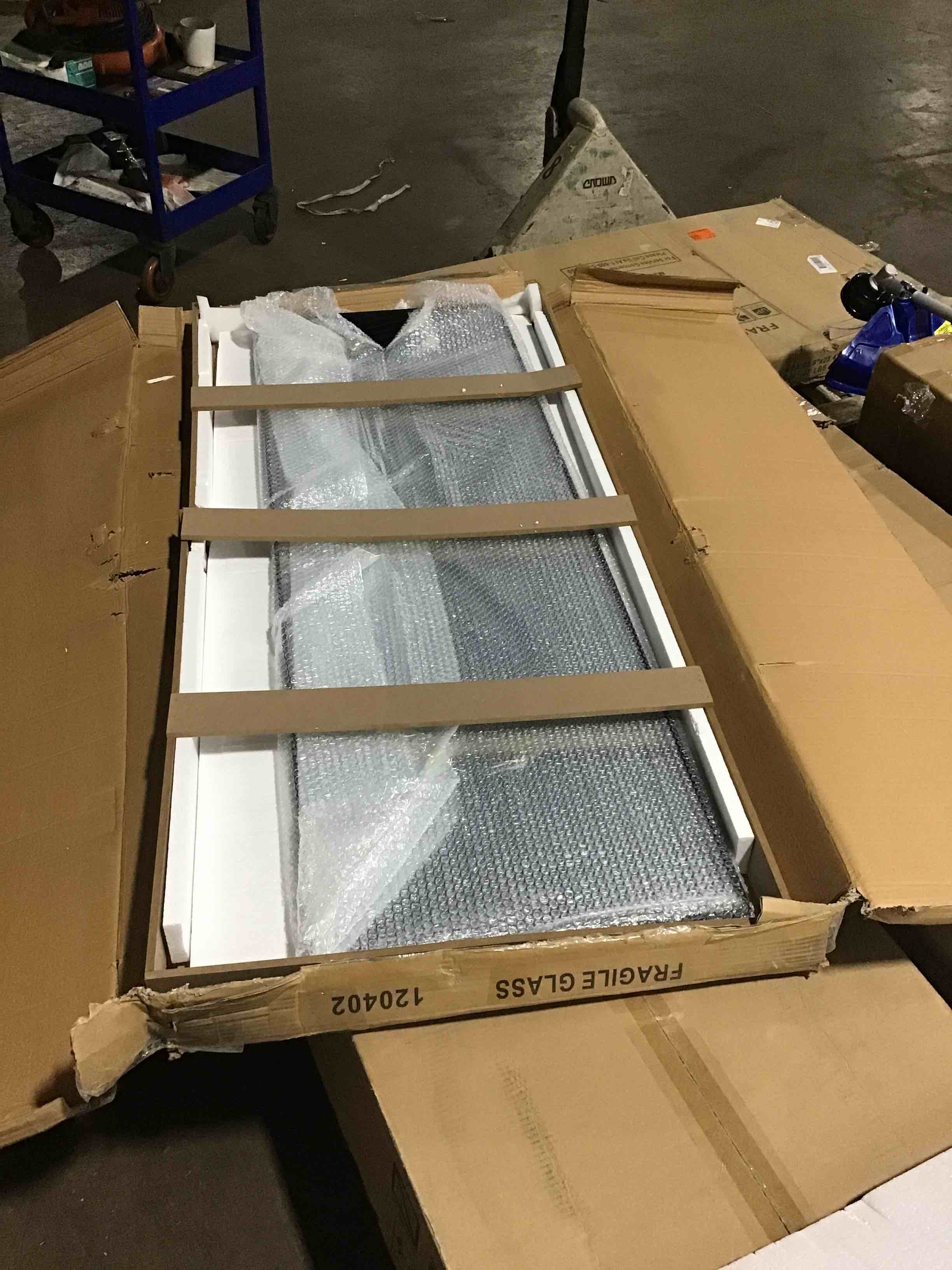 https://s3.amazonaws.com/lotting-images-prod/bidfta/YEL4830736_1691524802136.jpeg