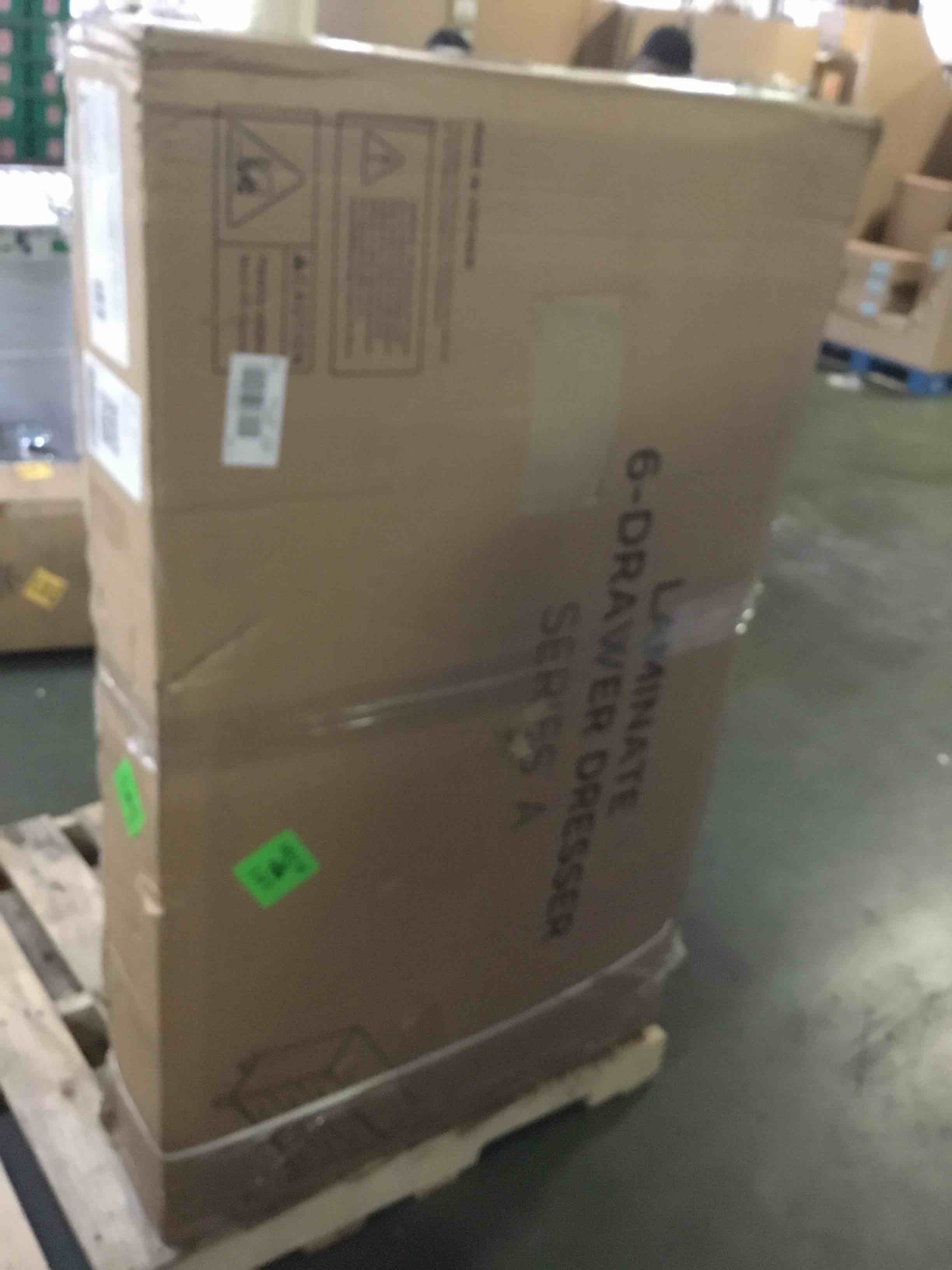 https://s3.amazonaws.com/lotting-images-prod/bidfta/YEL4850995_1683575422636.jpeg