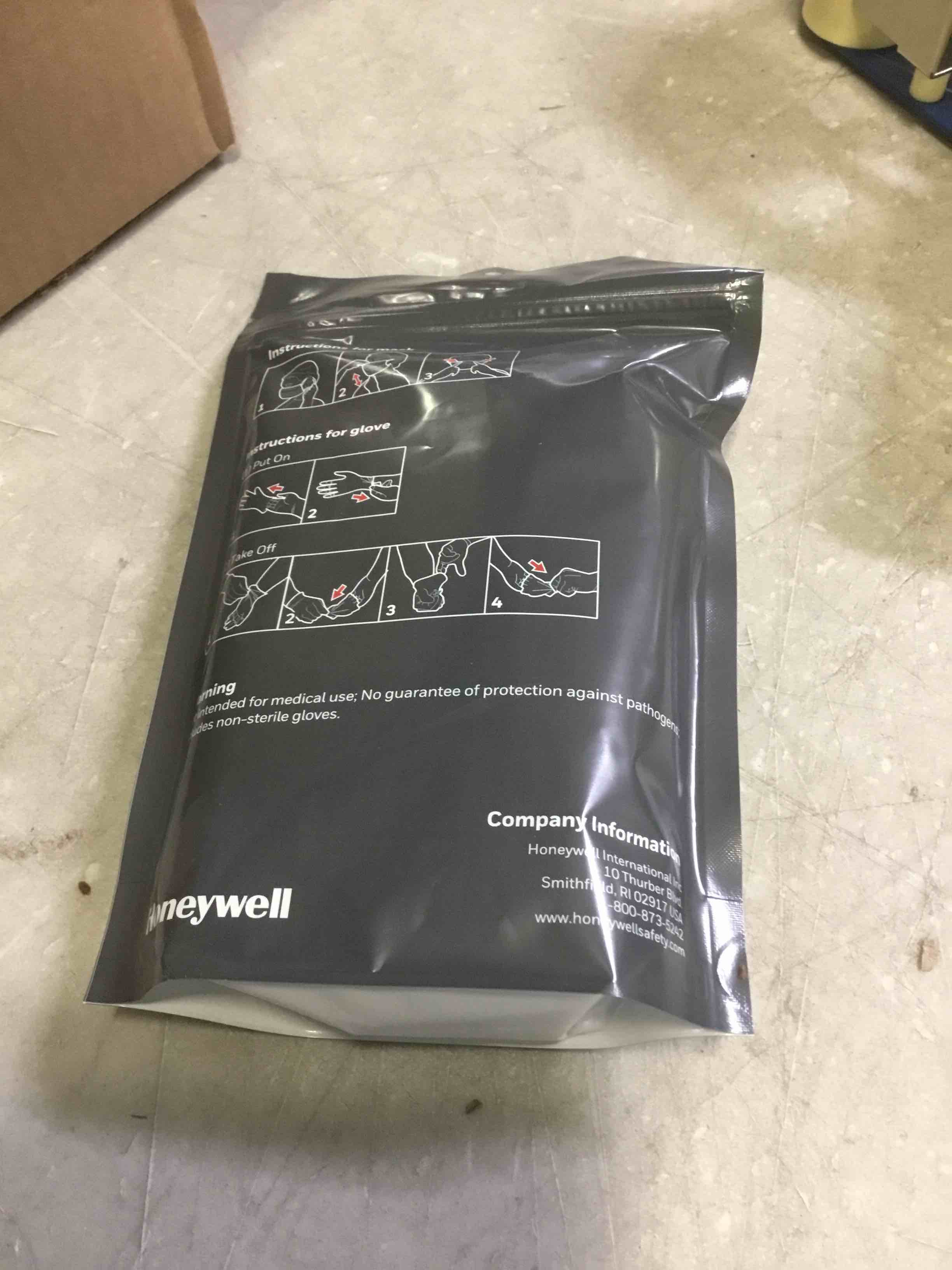 https://s3.amazonaws.com/lotting-images-prod/bidfta/YEL4855986_1683744966607.jpeg