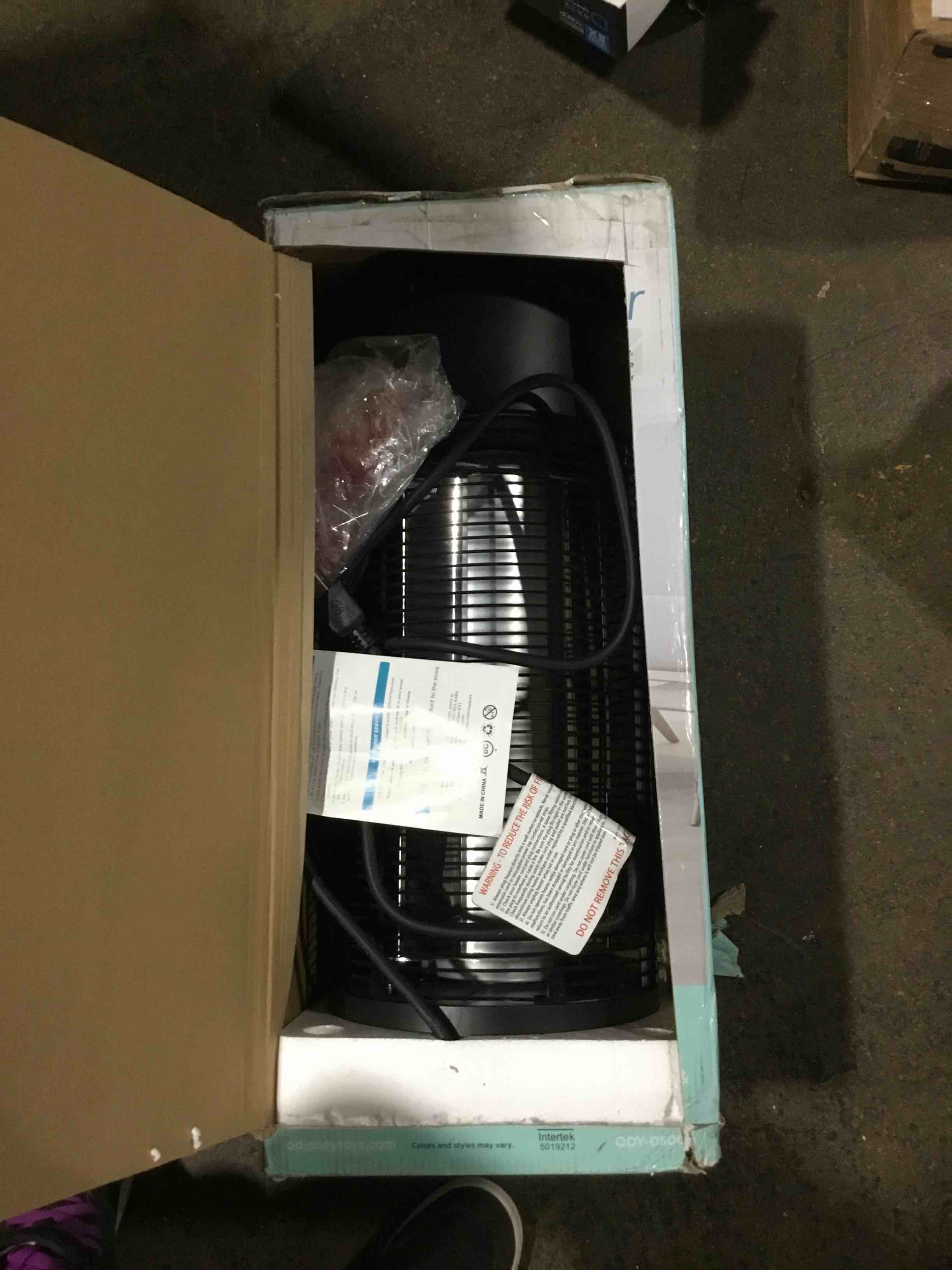 https://s3.amazonaws.com/lotting-images-prod/bidfta/YEL4876954_1685725707721.jpeg