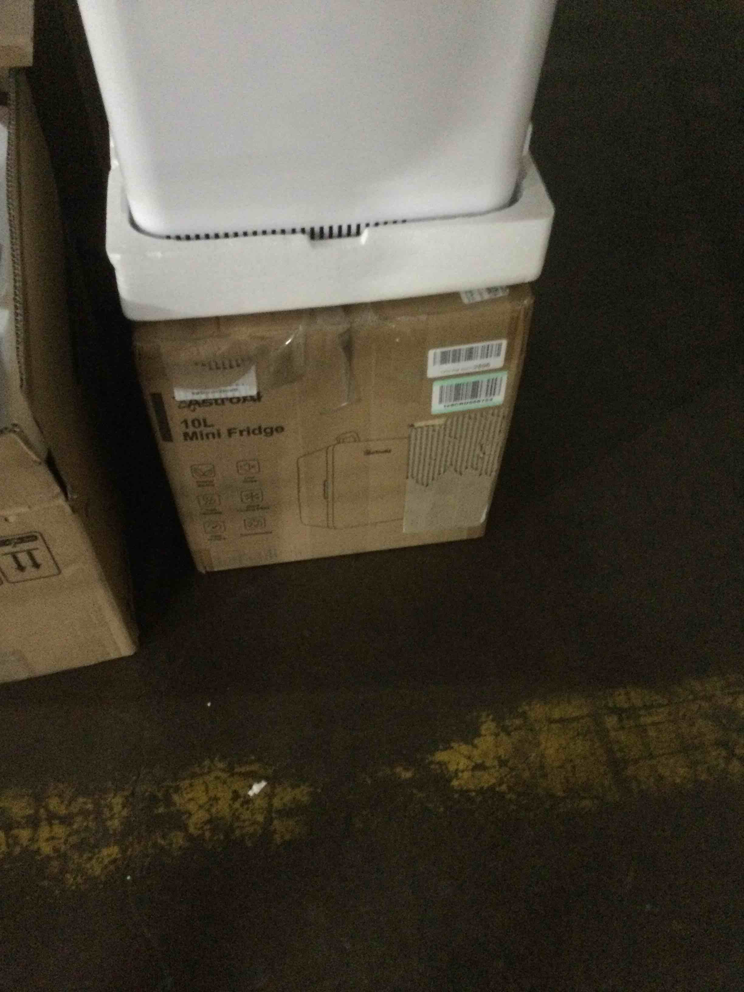 https://s3.amazonaws.com/lotting-images-prod/bidfta/YEL4879532_1684424201129.jpeg