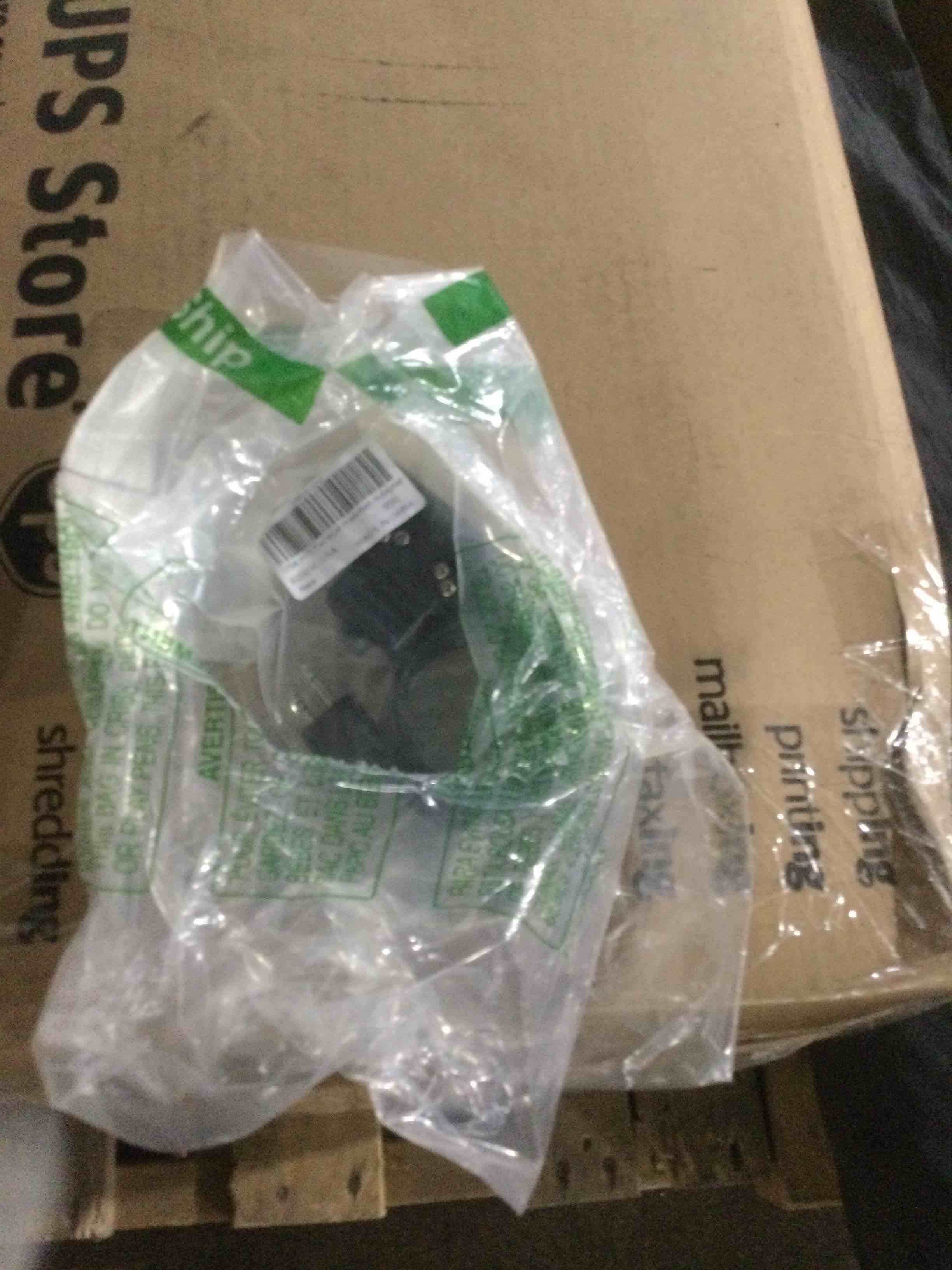 https://s3.amazonaws.com/lotting-images-prod/bidfta/YEL4879535_1684429751028.jpeg