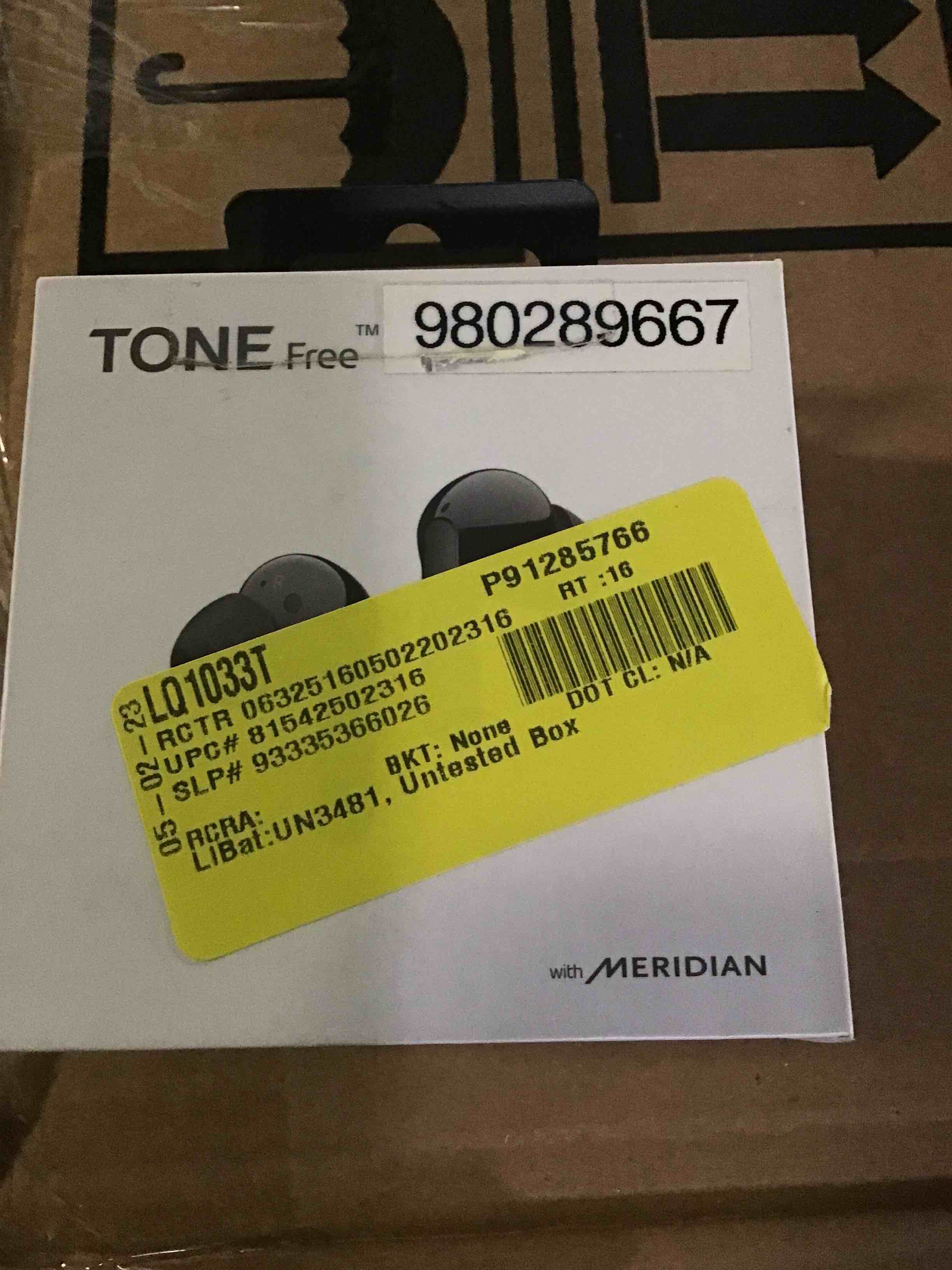 https://s3.amazonaws.com/lotting-images-prod/bidfta/YEL4886492_1683903236741.jpeg
