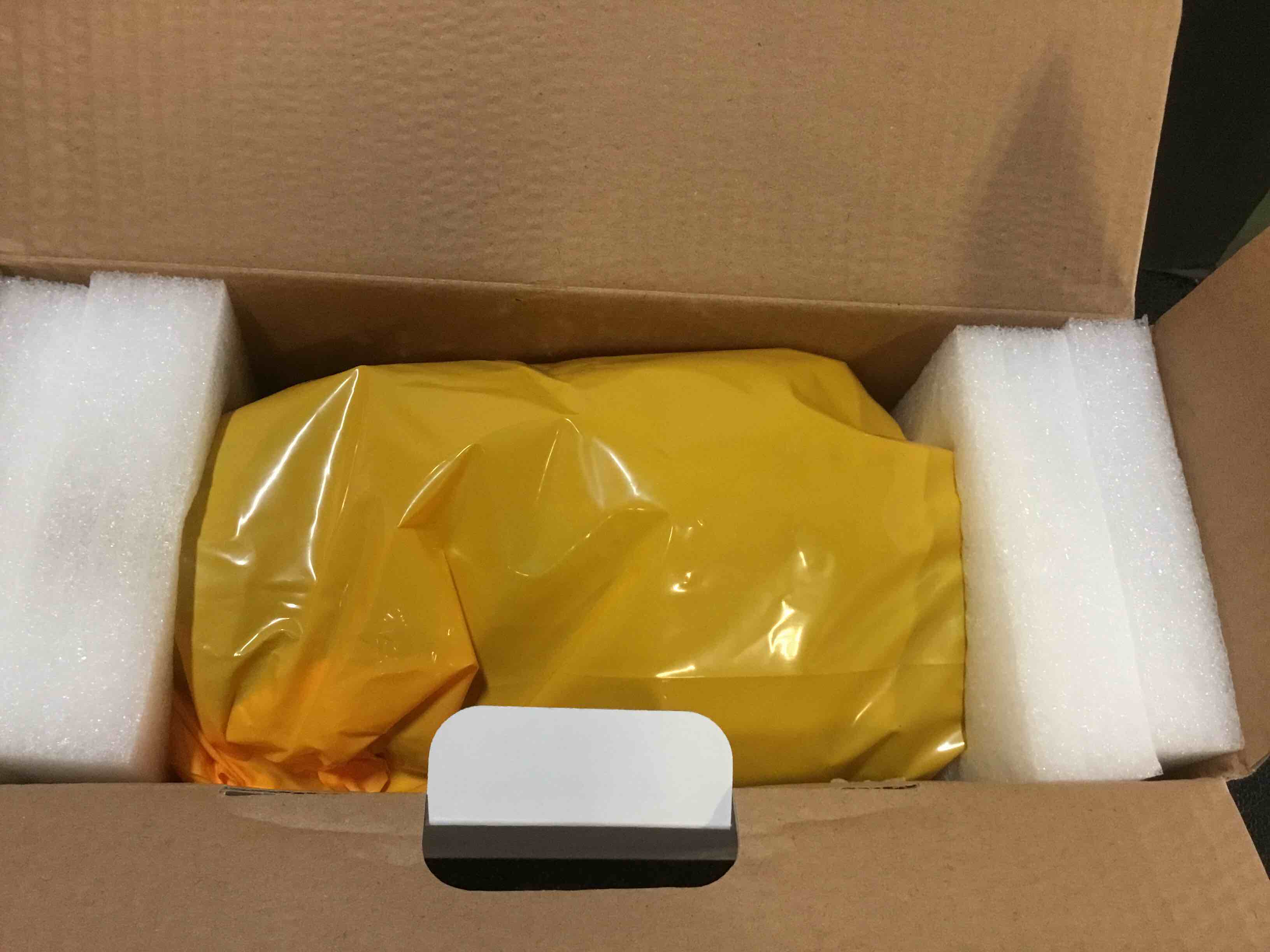 https://s3.amazonaws.com/lotting-images-prod/bidfta/YEL4894832_1685470902907.jpeg