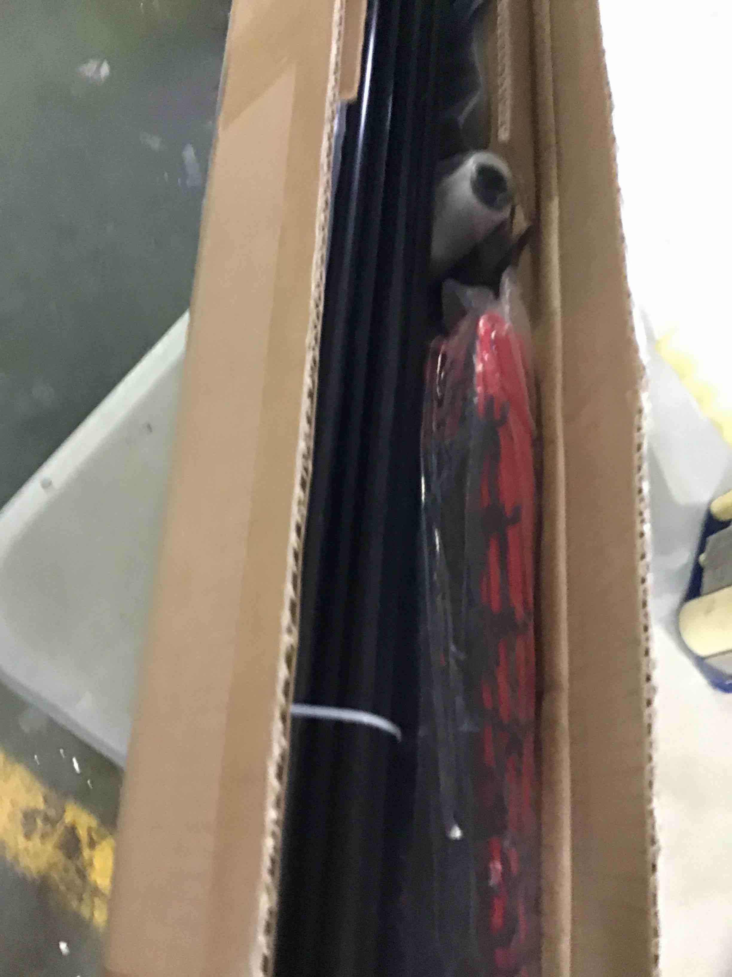 https://s3.amazonaws.com/lotting-images-prod/bidfta/YEL4899883_1684935293218.jpeg