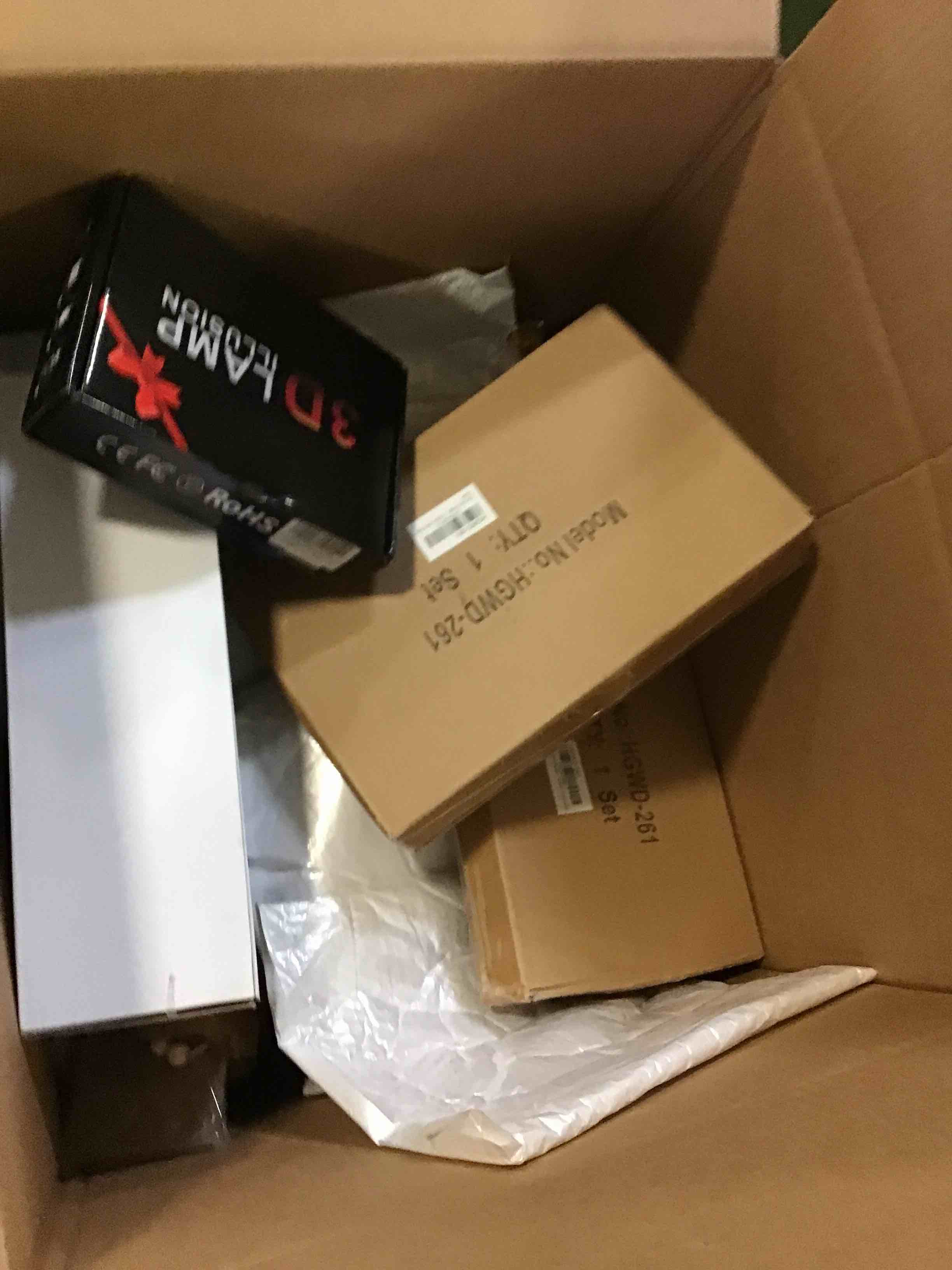 https://s3.amazonaws.com/lotting-images-prod/bidfta/YEL4900018_1684957474736.jpeg