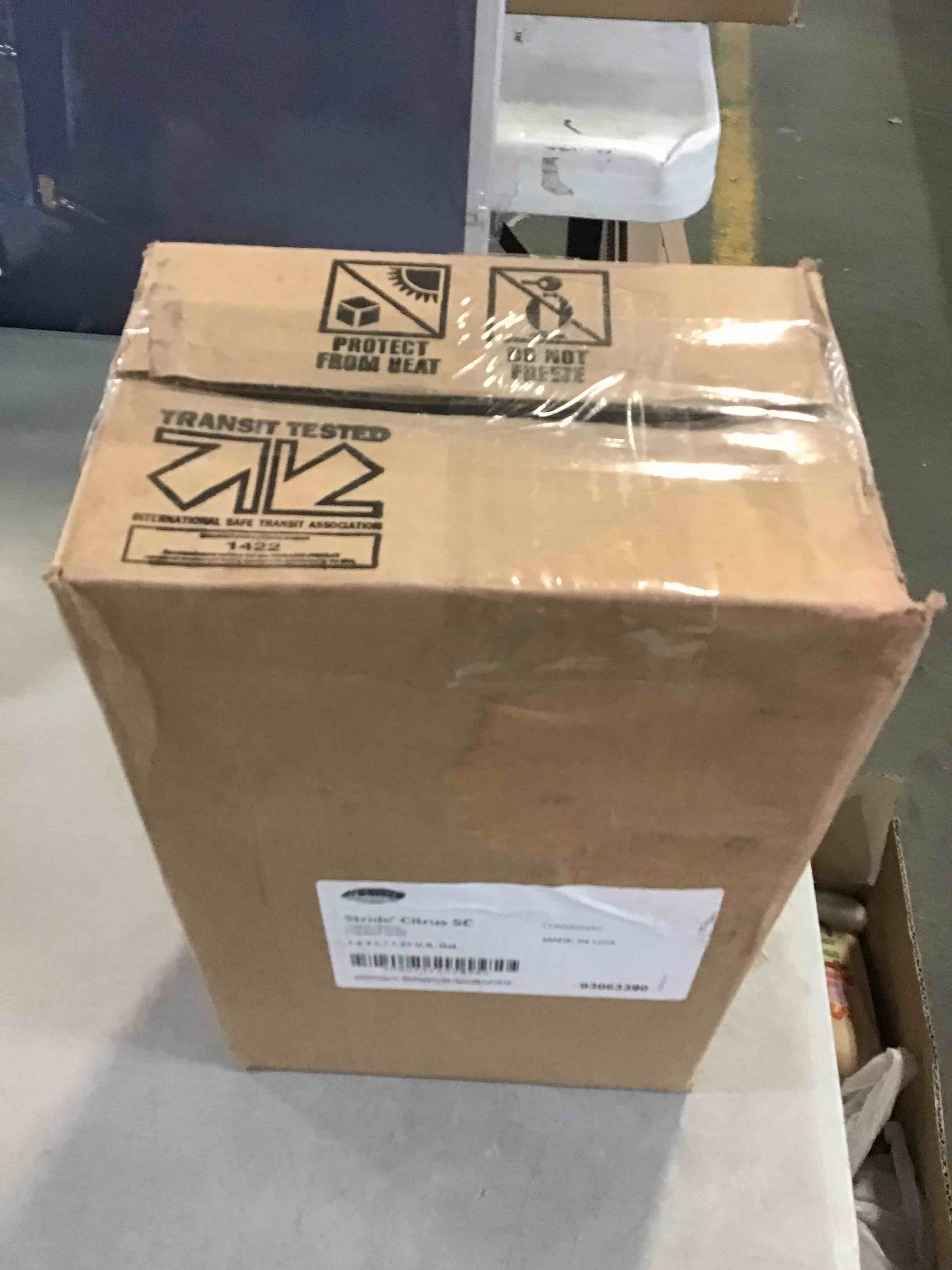 https://s3.amazonaws.com/lotting-images-prod/bidfta/YEL4900120_1685028782130.jpeg