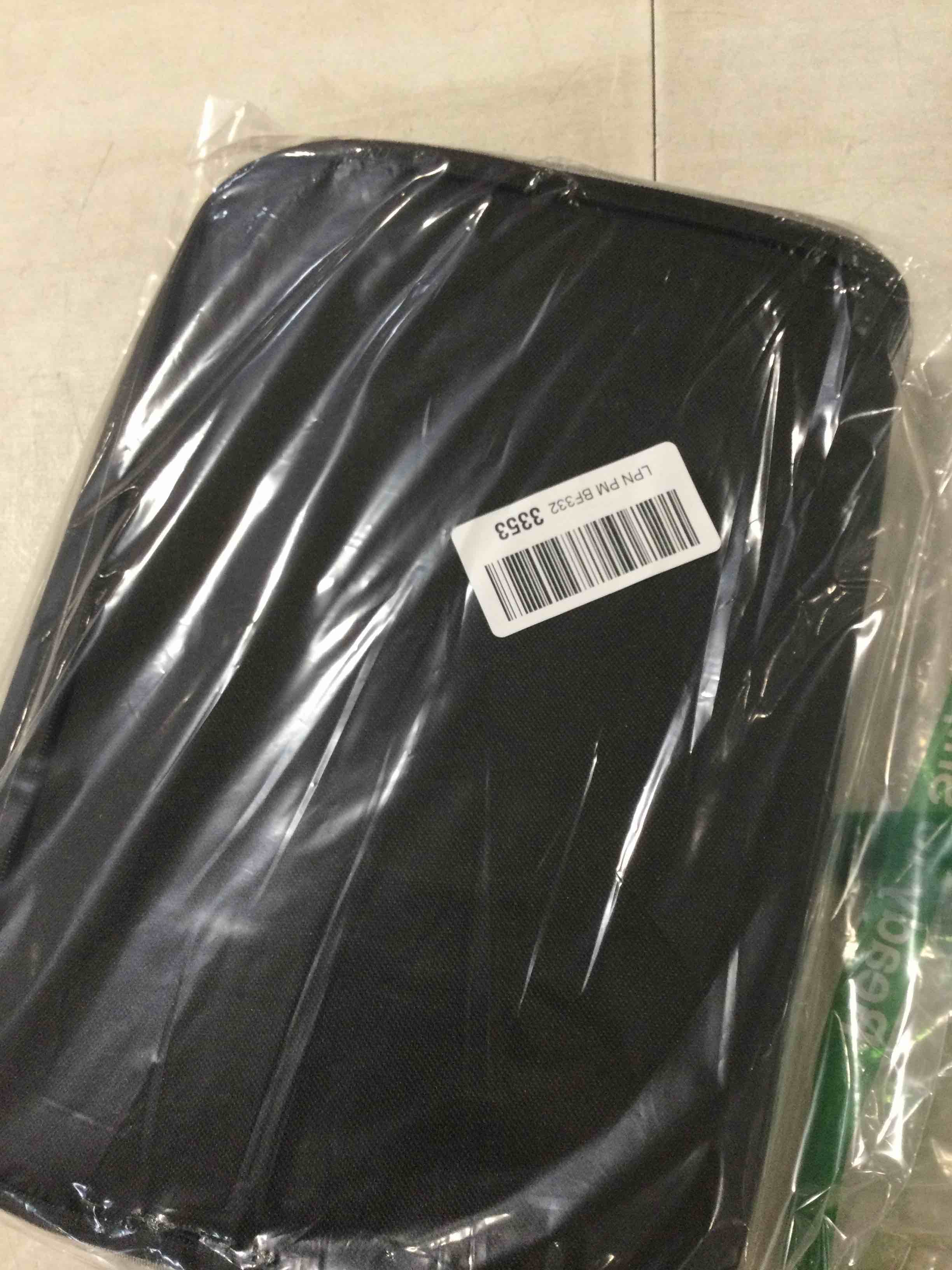 https://s3.amazonaws.com/lotting-images-prod/bidfta/YEL4904201_1727360086711.jpeg