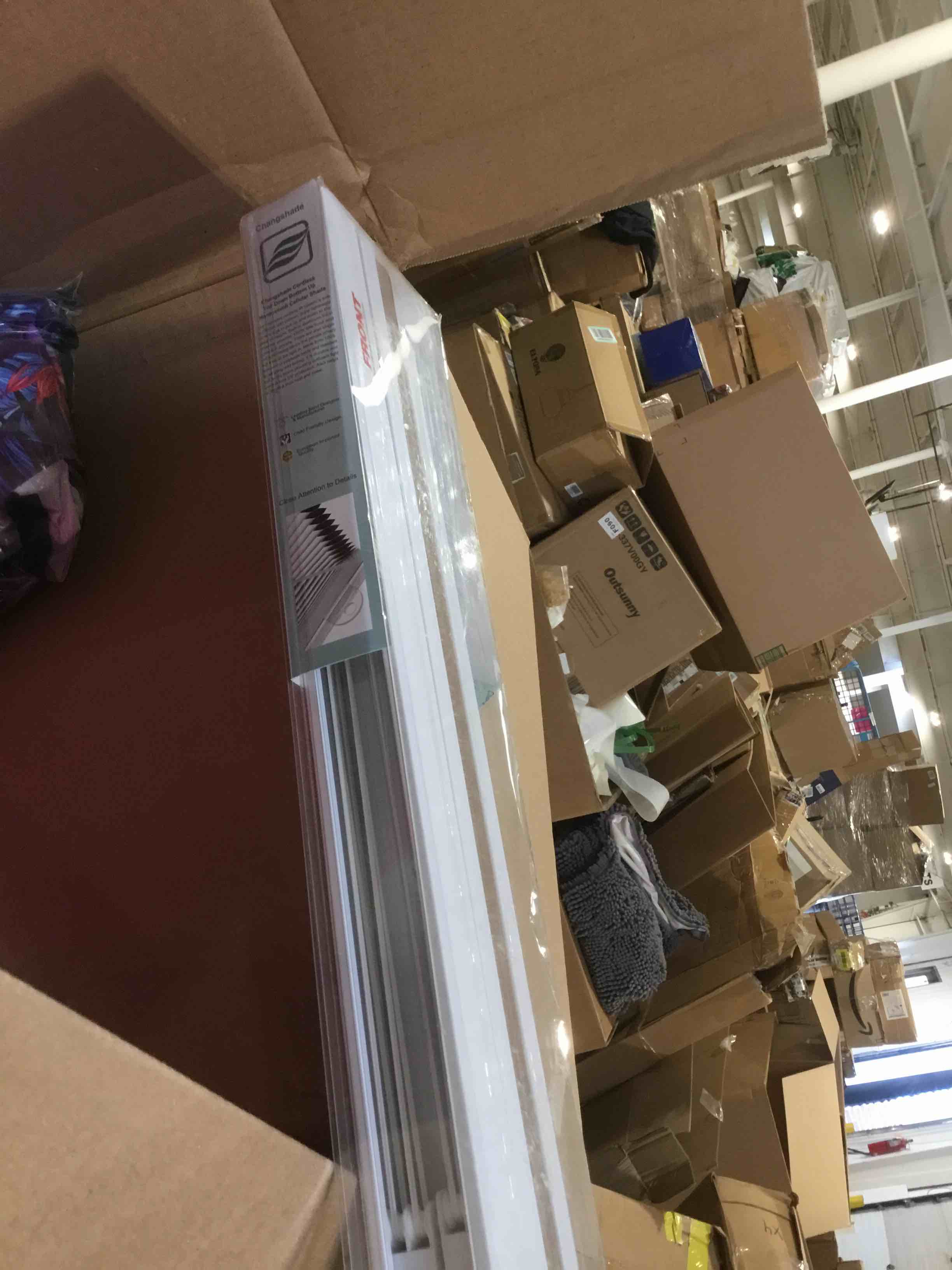 https://s3.amazonaws.com/lotting-images-prod/bidfta/YEL4904669_1727877239470.jpeg