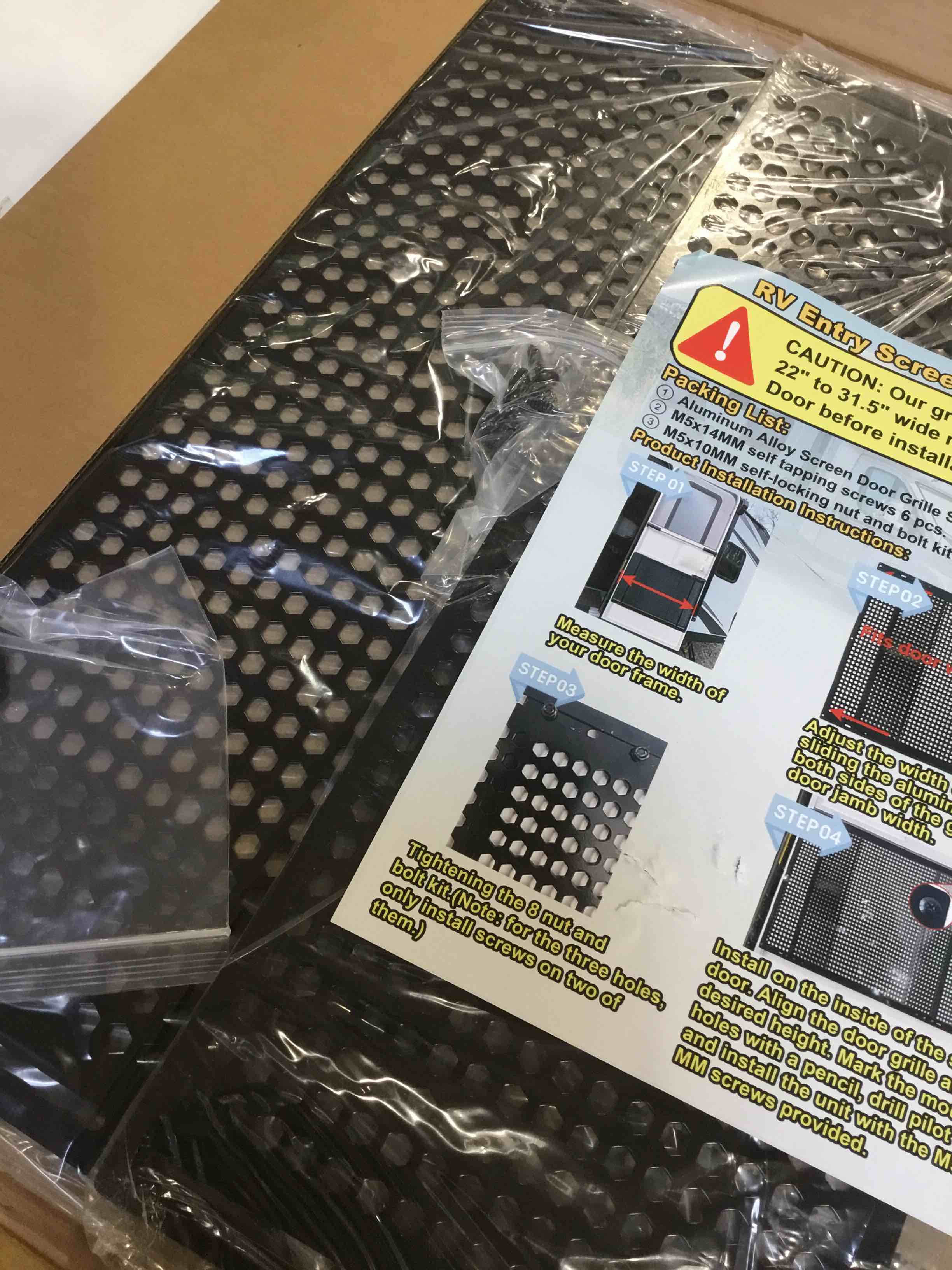 https://s3.amazonaws.com/lotting-images-prod/bidfta/YEL4904673_1727877590175.jpeg