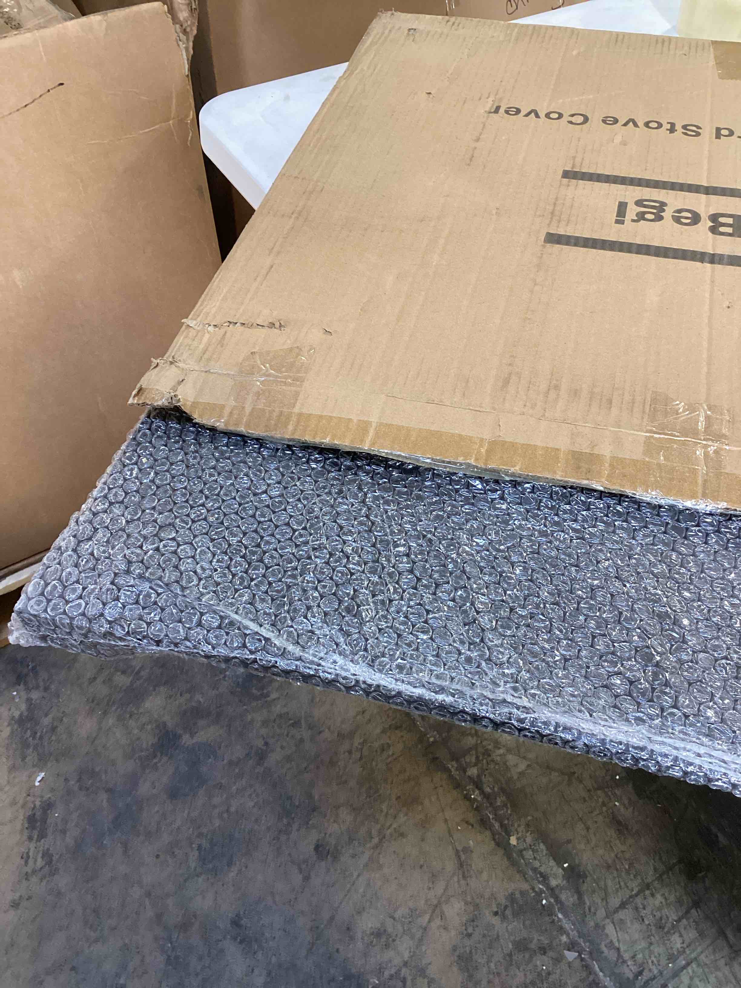 https://s3.amazonaws.com/lotting-images-prod/bidfta/YEL4904729_1727896595067.jpeg
