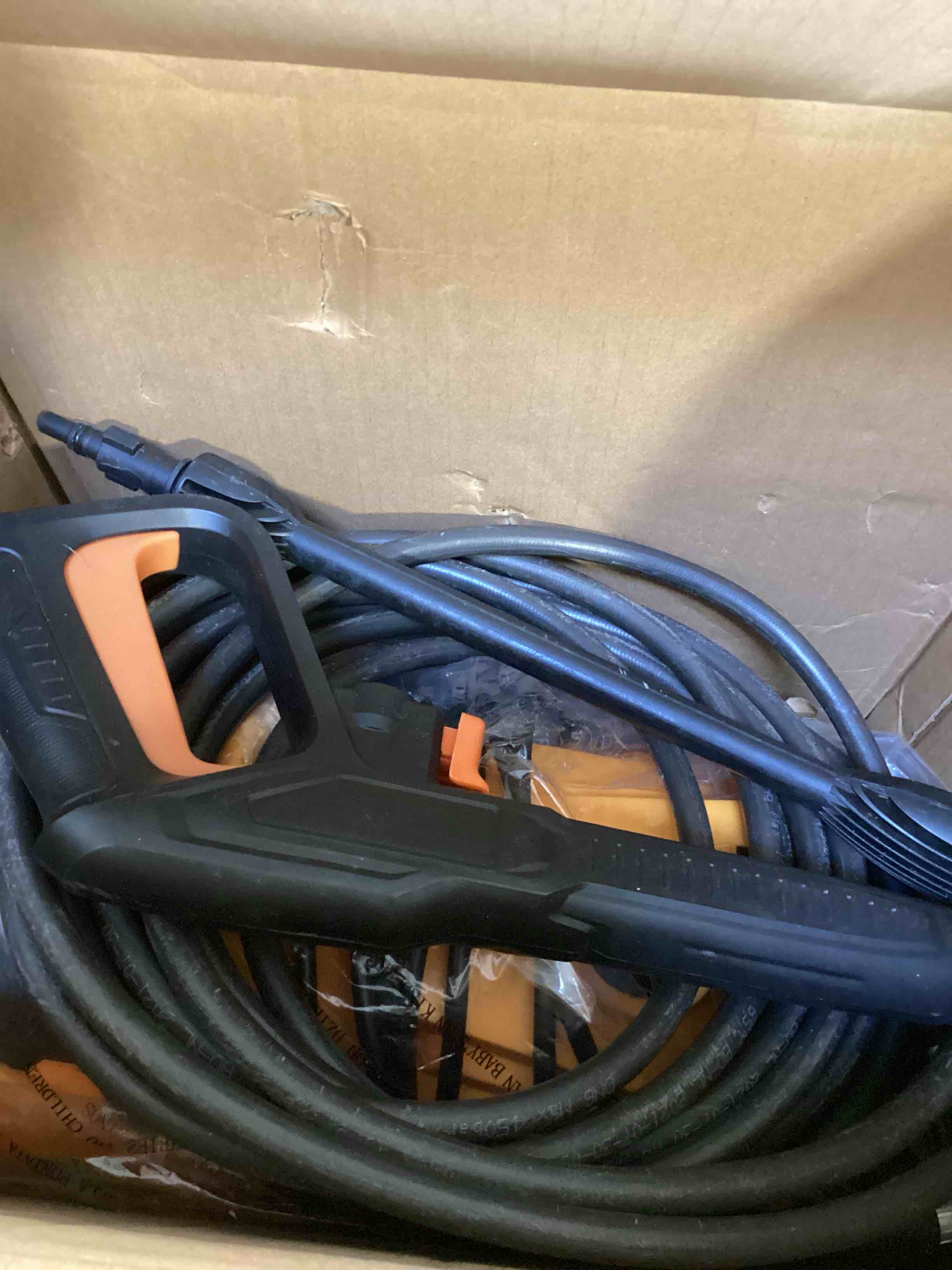 https://s3.amazonaws.com/lotting-images-prod/bidfta/YEL4904742_1727900210828.jpeg