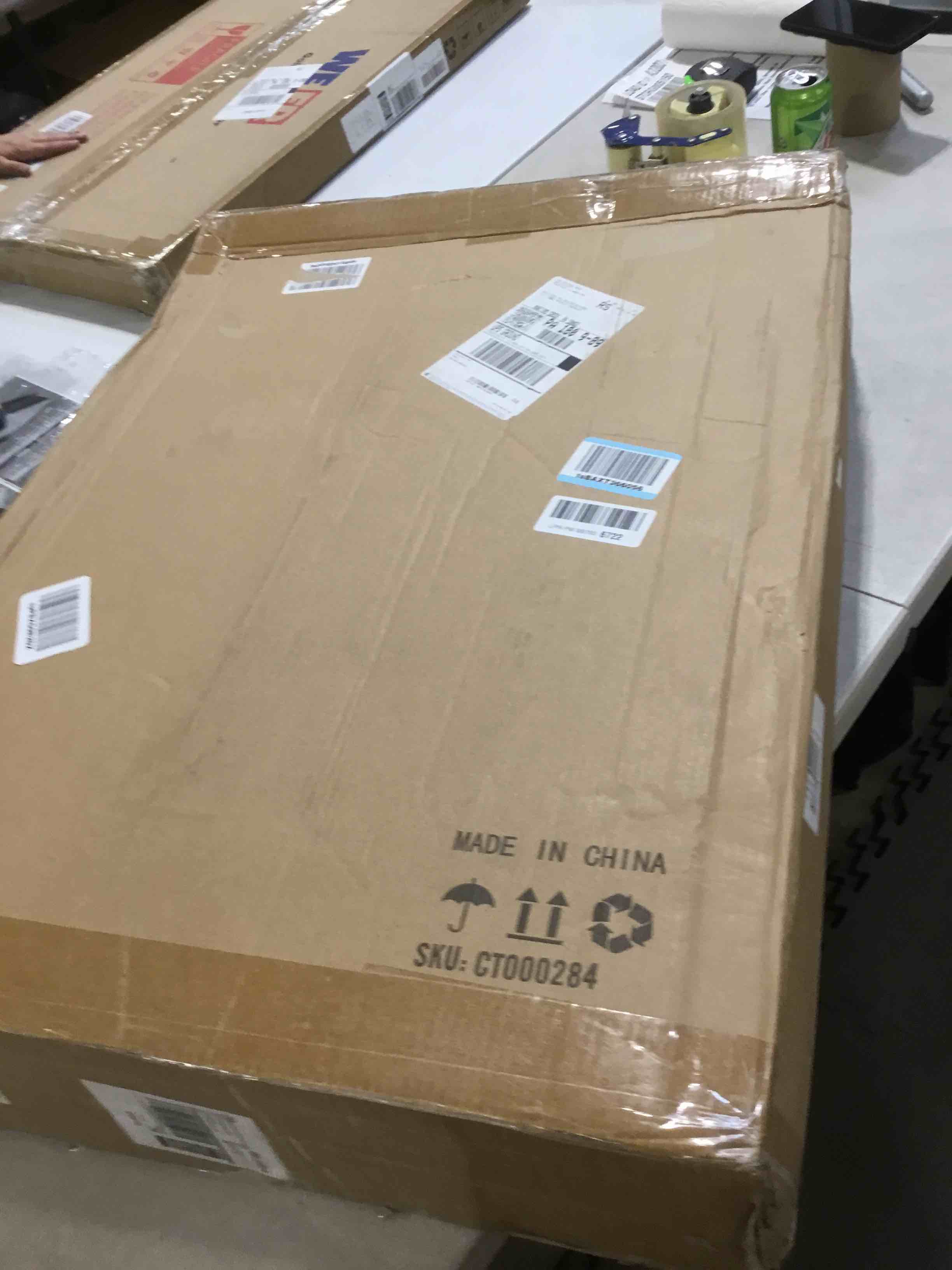 https://s3.amazonaws.com/lotting-images-prod/bidfta/YEL4905384_1728747483004.jpeg