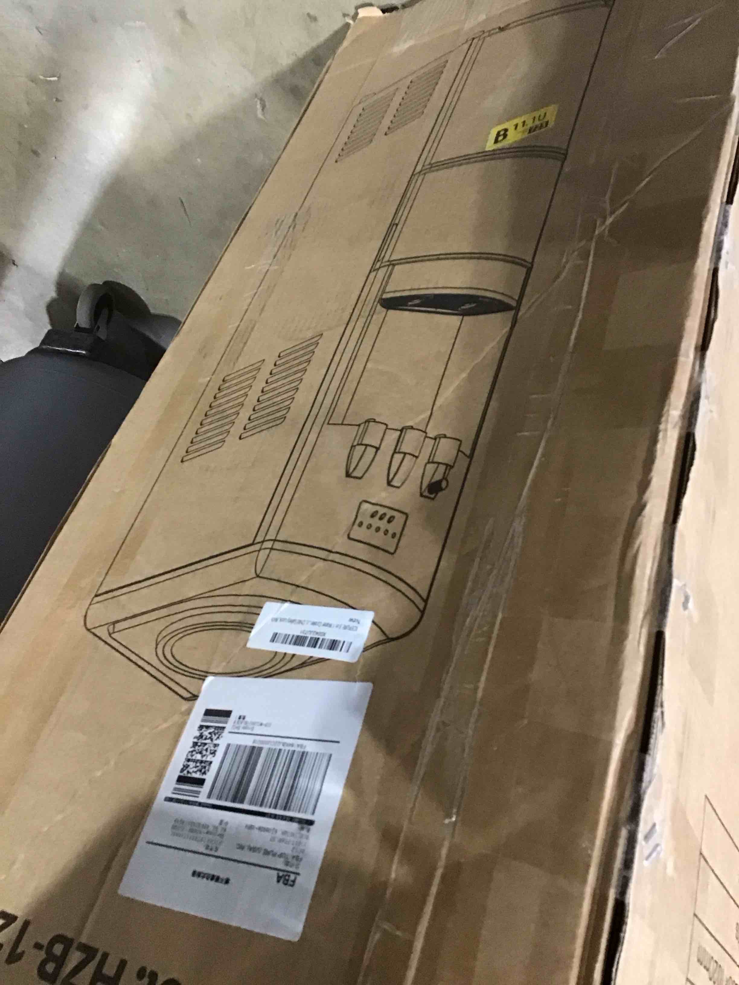 https://s3.amazonaws.com/lotting-images-prod/bidfta/YEL4906186_1729183675907.jpeg