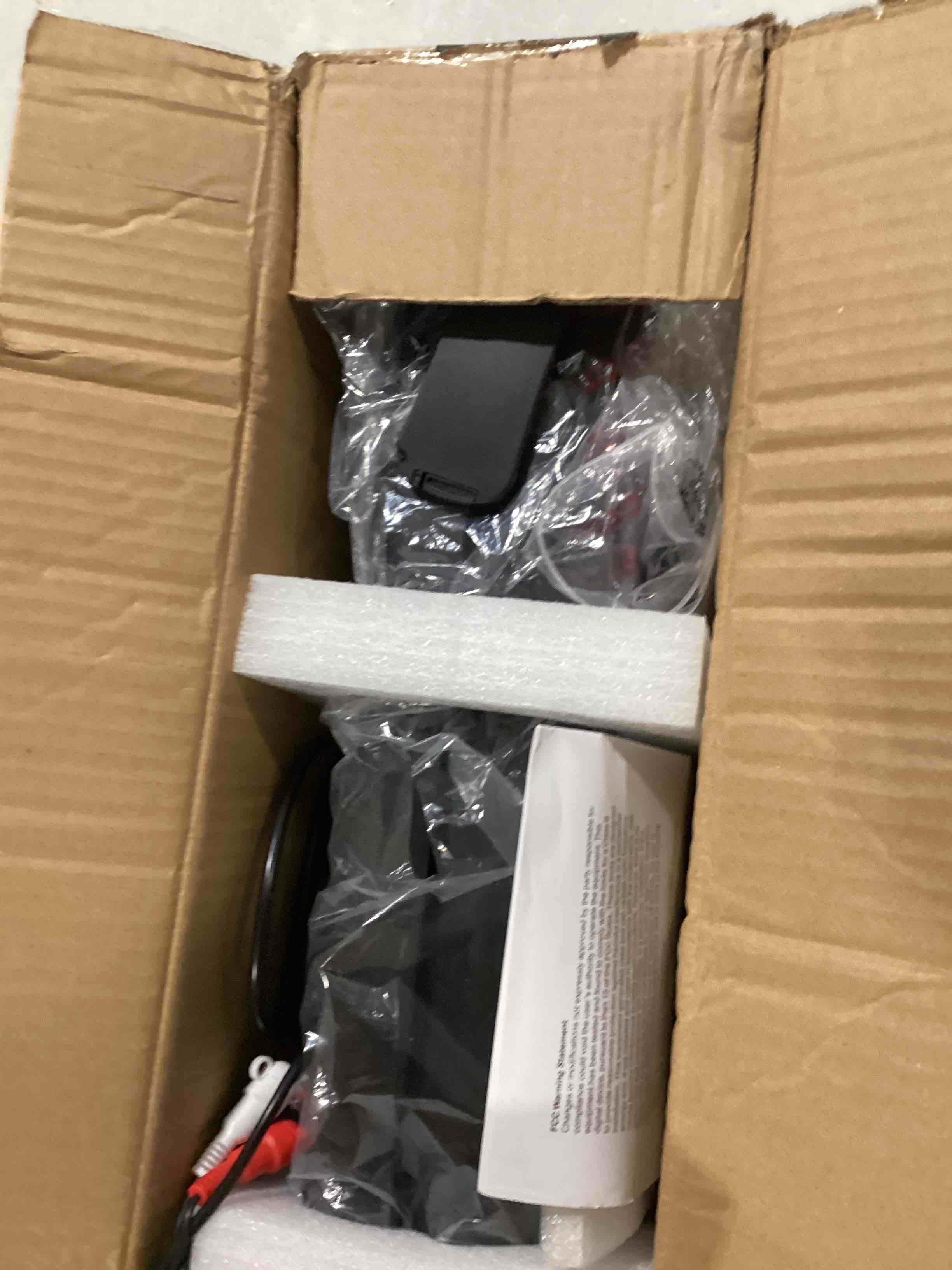 https://s3.amazonaws.com/lotting-images-prod/bidfta/YEL4906687_1729688449963.jpeg