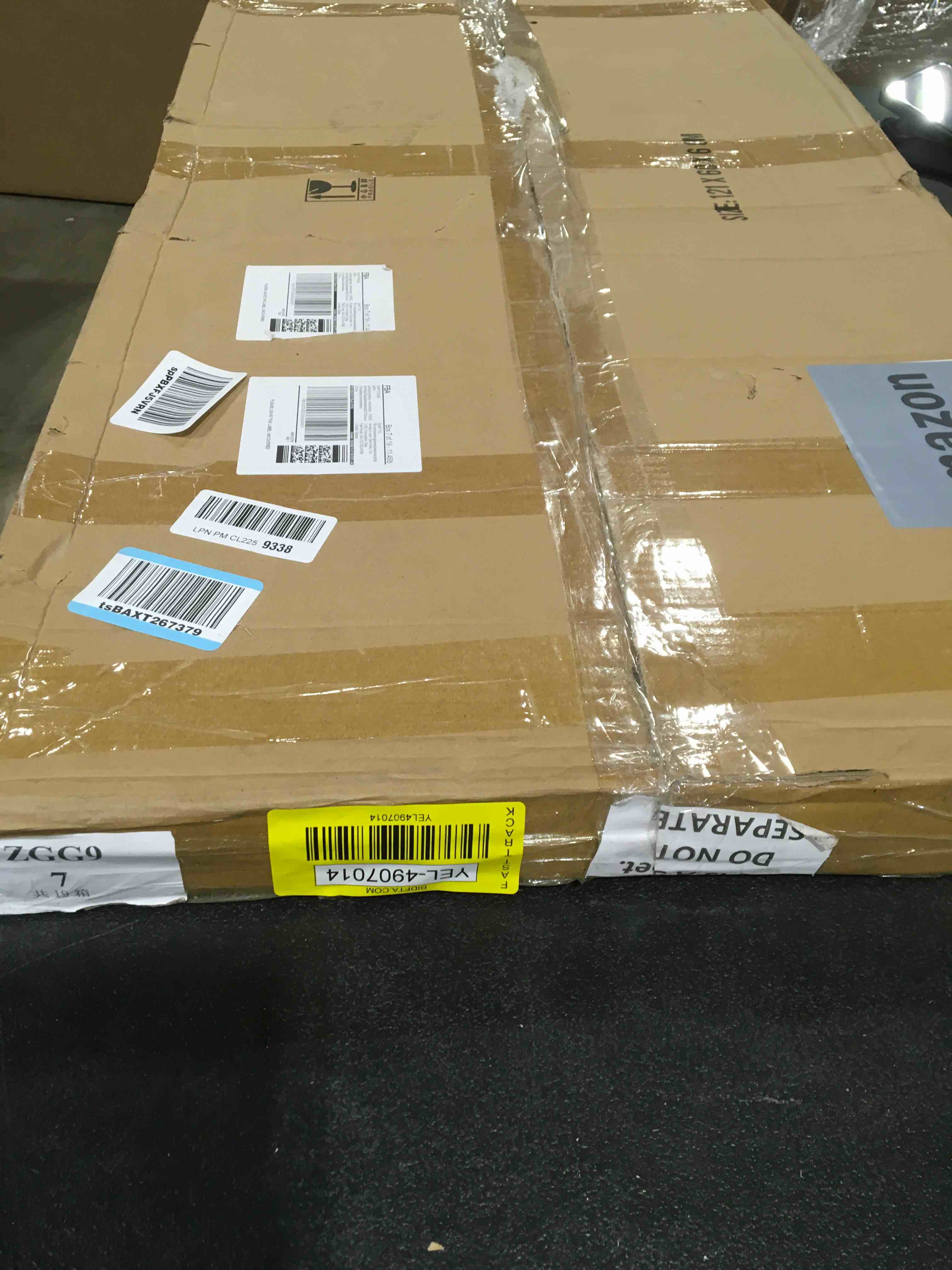 https://s3.amazonaws.com/lotting-images-prod/bidfta/YEL4907014_1728396738005.jpeg