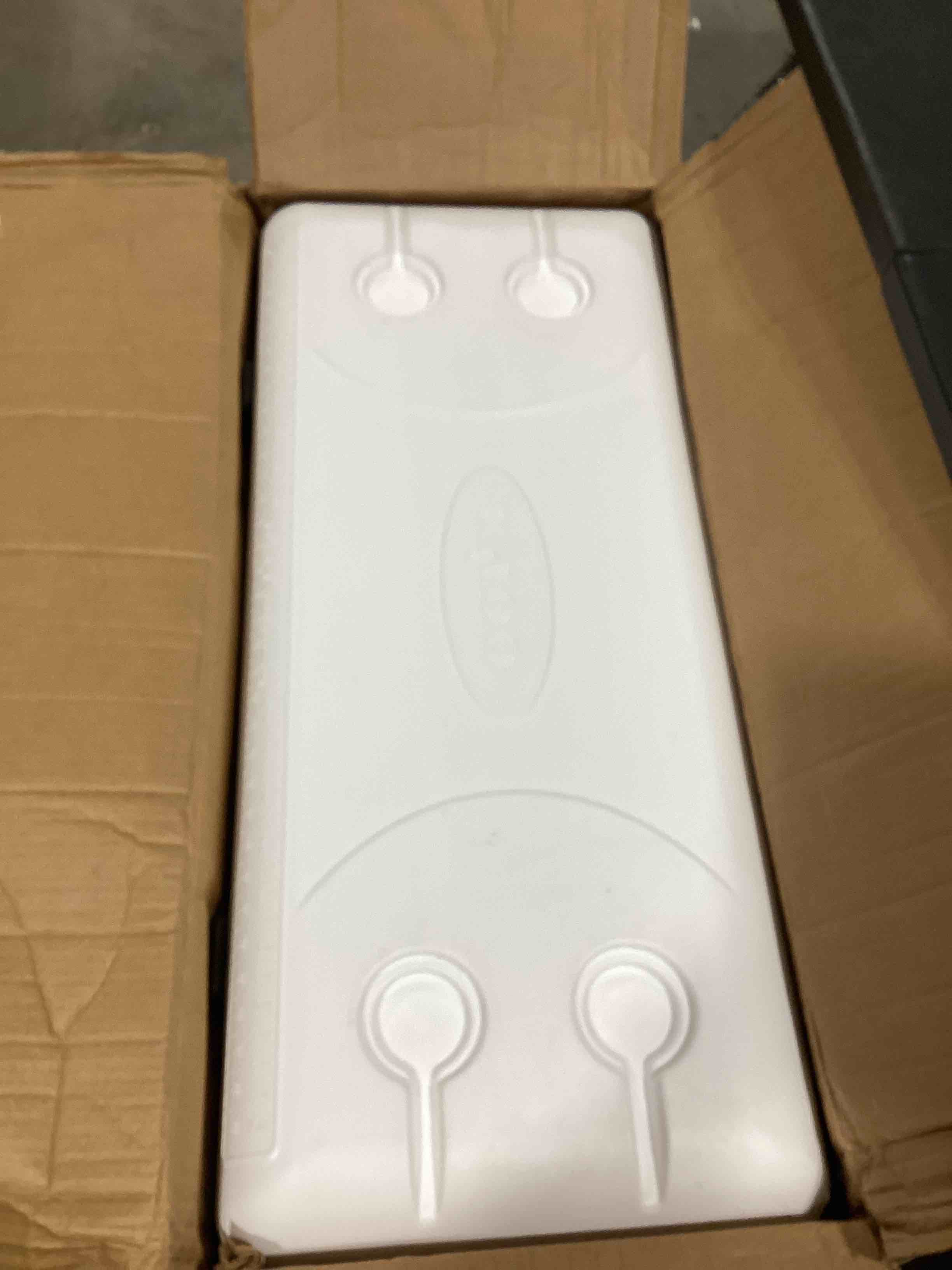https://s3.amazonaws.com/lotting-images-prod/bidfta/YEL4907397_1728992040794.jpeg