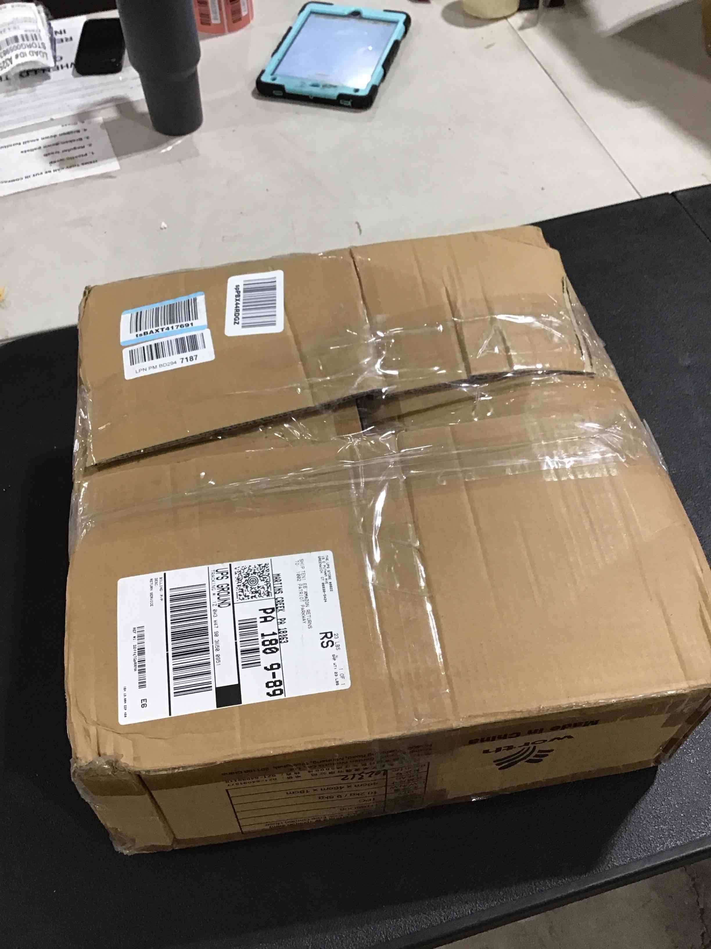 https://s3.amazonaws.com/lotting-images-prod/bidfta/YEL4907414_1728994553771.jpeg