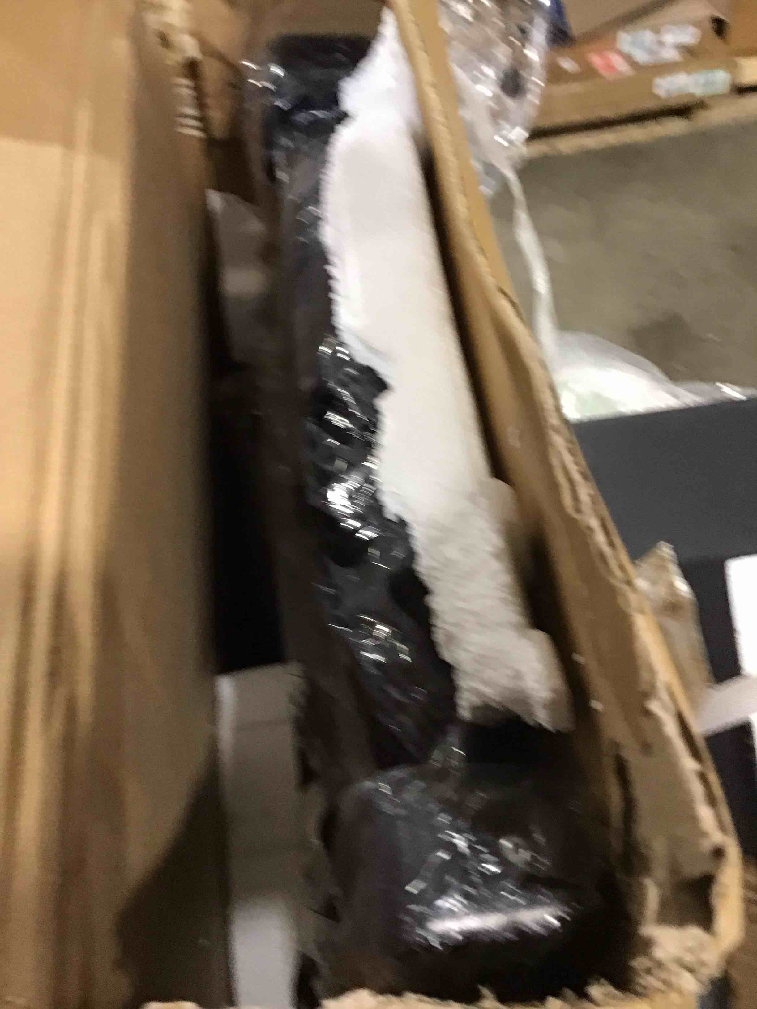 https://s3.amazonaws.com/lotting-images-prod/bidfta/YEL4907520_1729015861100.jpeg