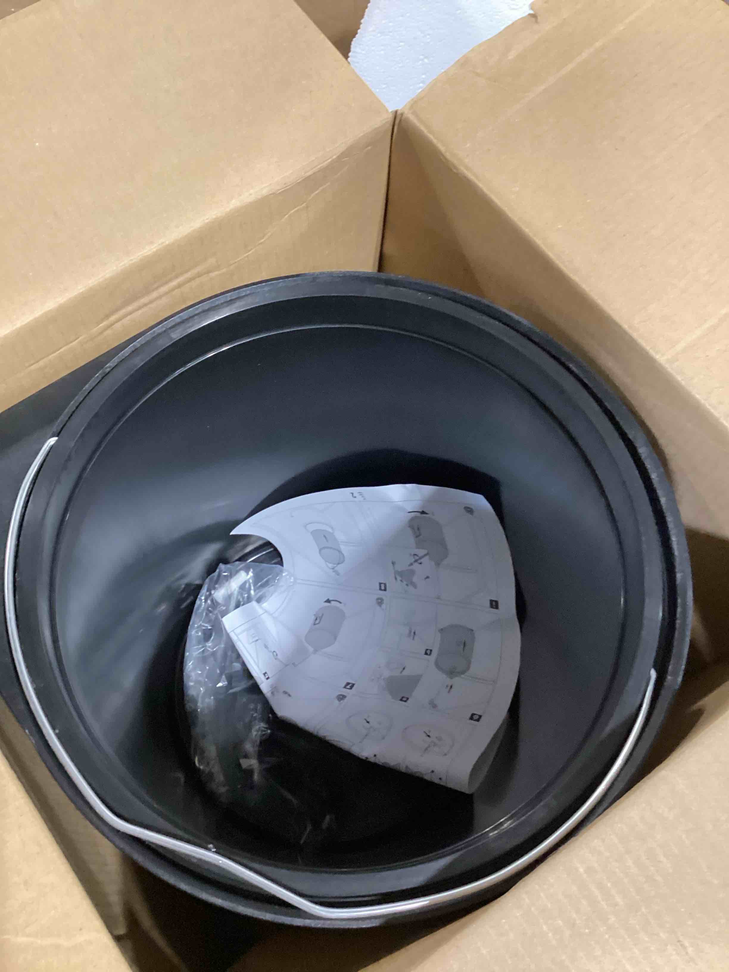 https://s3.amazonaws.com/lotting-images-prod/bidfta/YEL4907763_1729187641944.jpeg