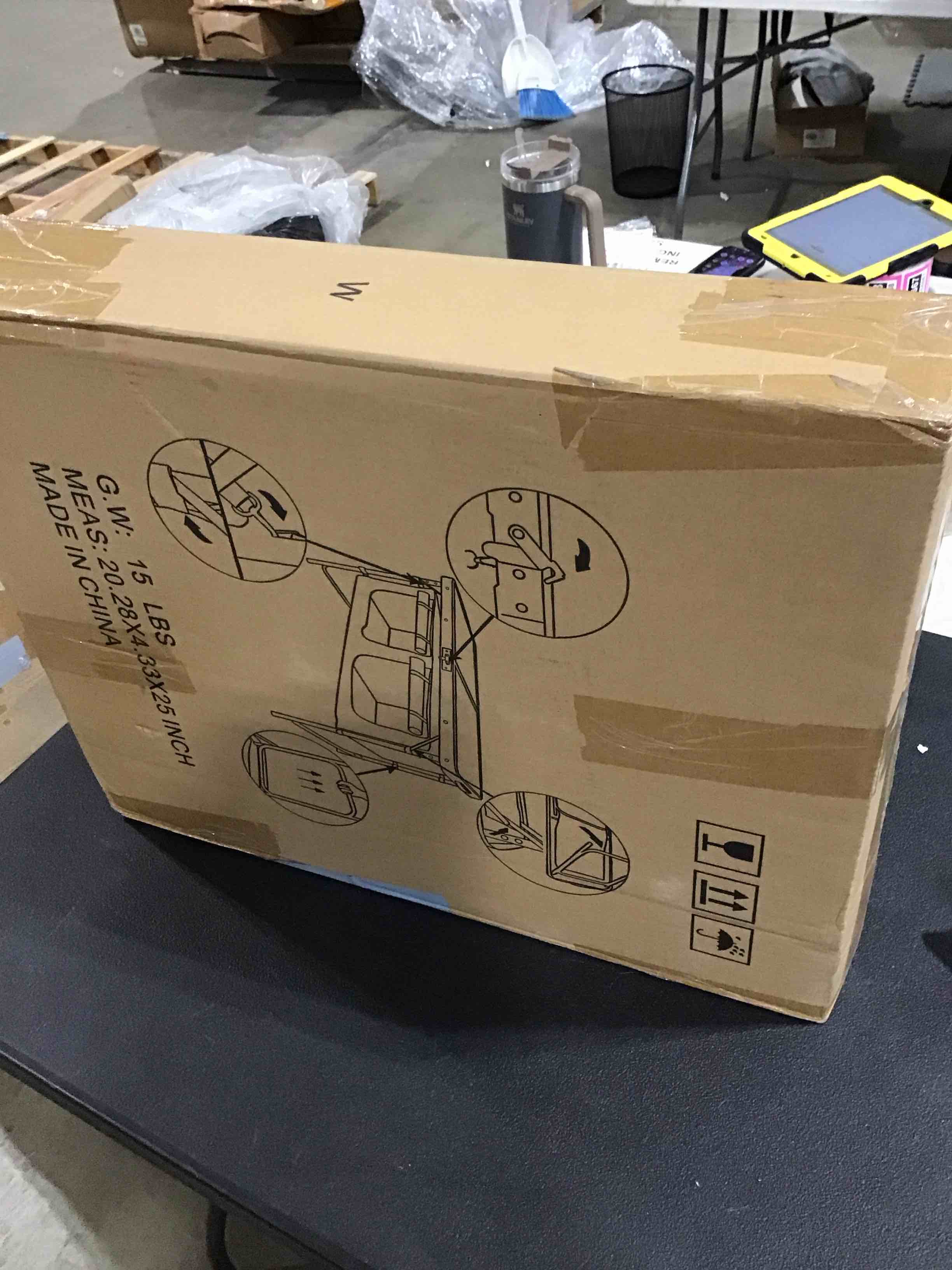https://s3.amazonaws.com/lotting-images-prod/bidfta/YEL4907951_1729610588782.jpeg