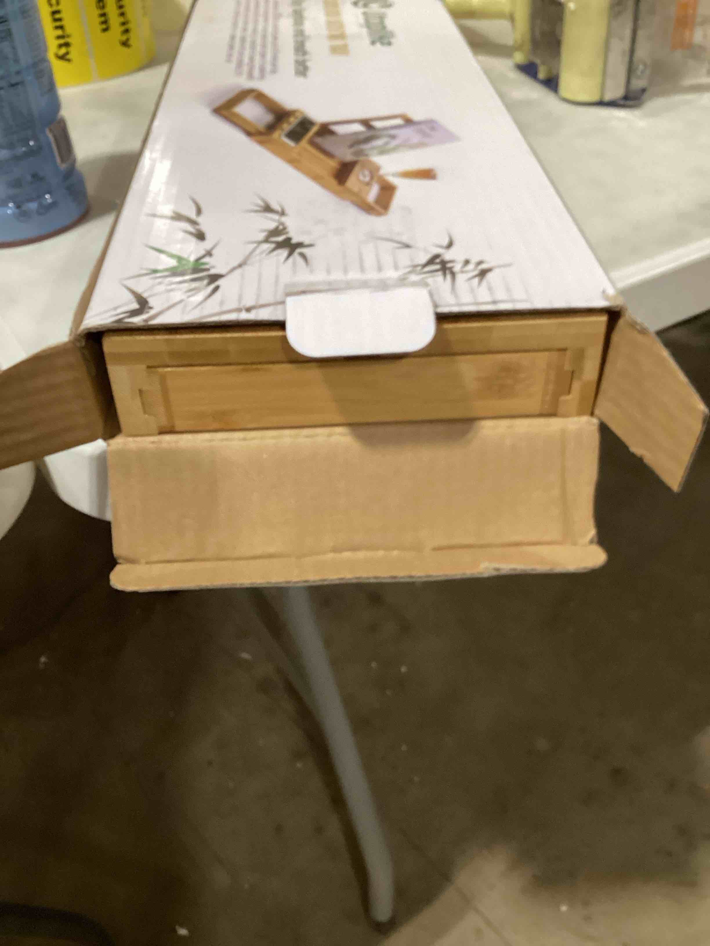 https://s3.amazonaws.com/lotting-images-prod/bidfta/YEL4908356_1734469209648.jpeg
