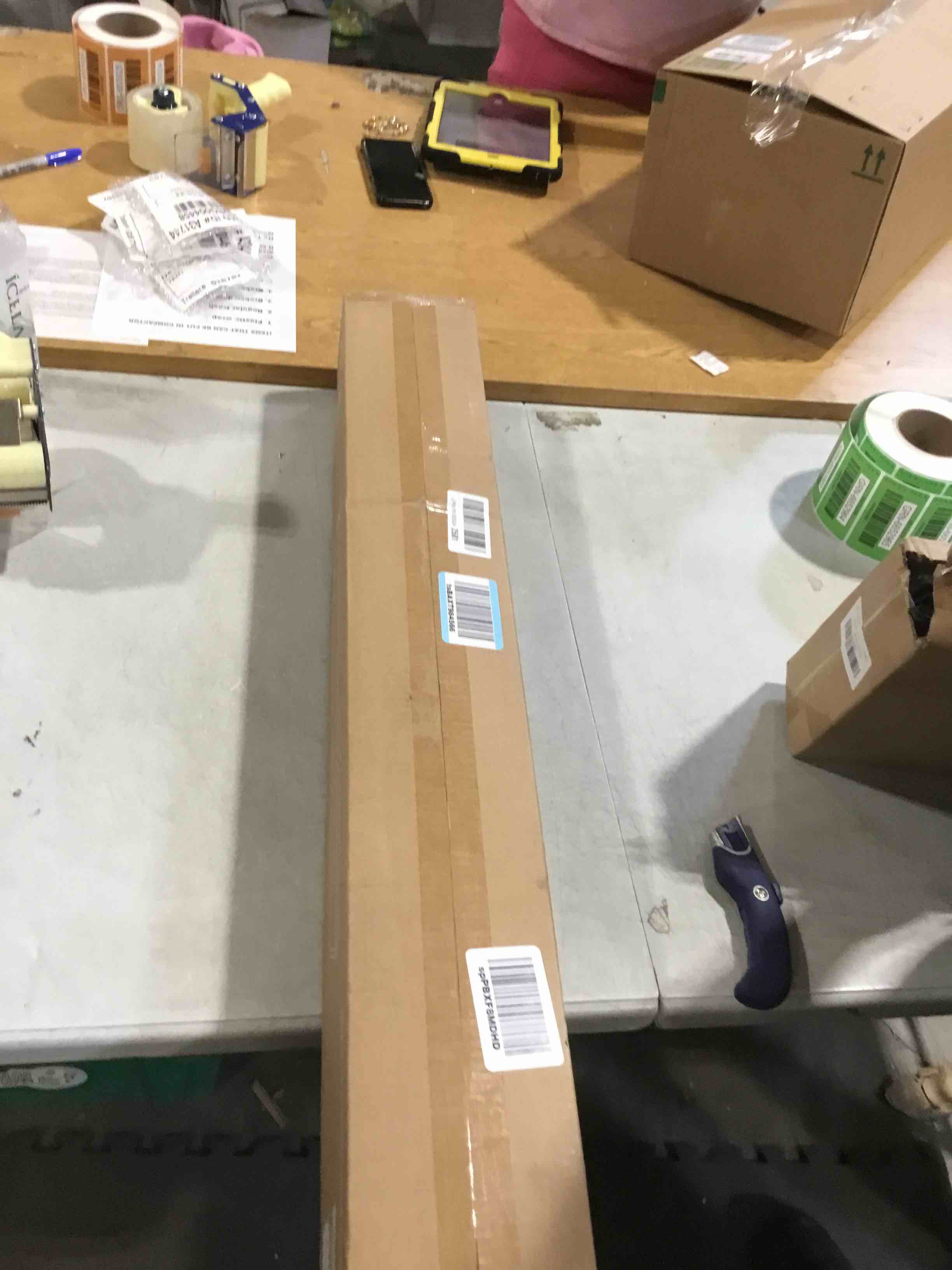 https://s3.amazonaws.com/lotting-images-prod/bidfta/YEL4909779_1727202470745.jpeg