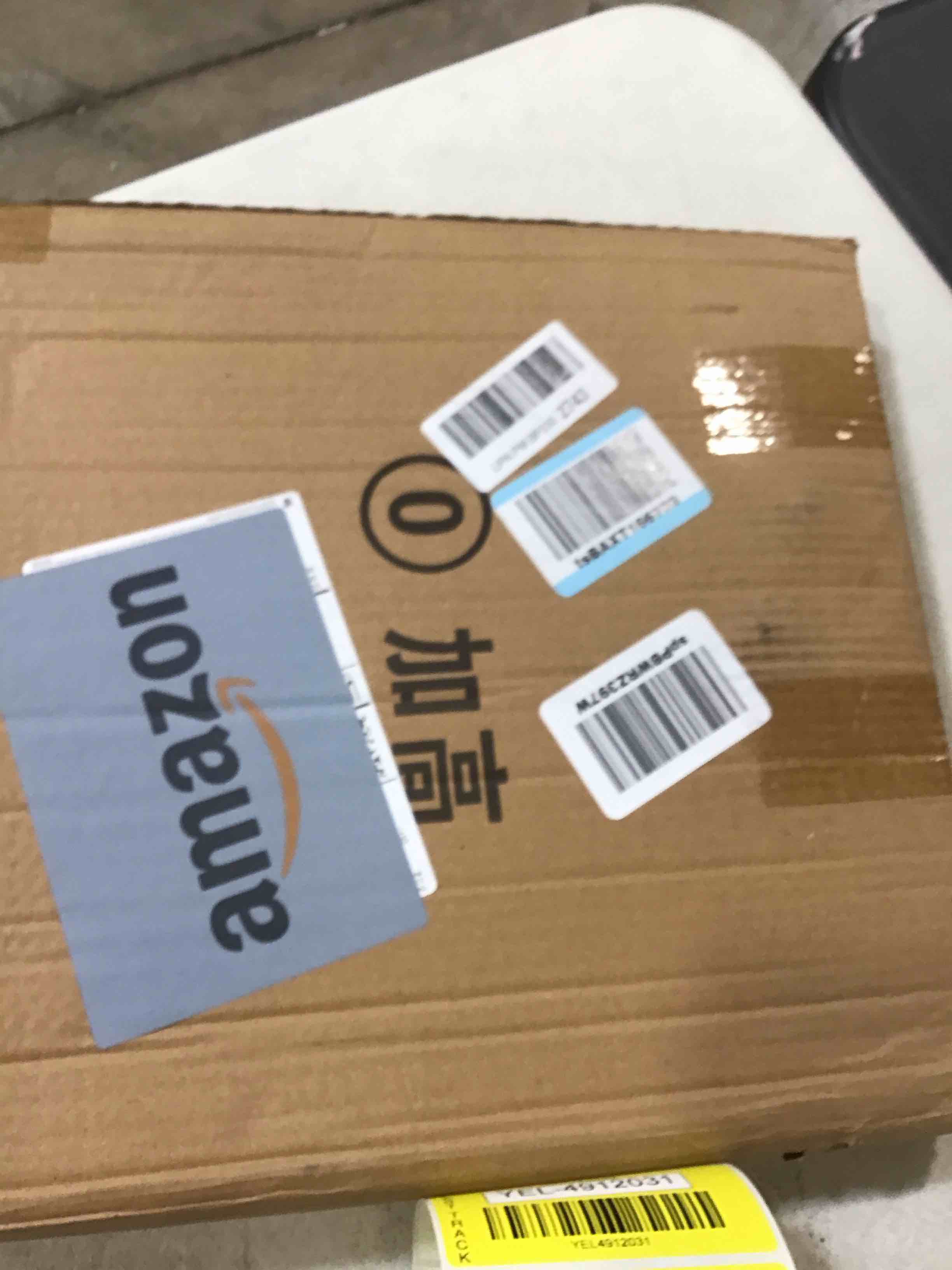 https://s3.amazonaws.com/lotting-images-prod/bidfta/YEL4912021_1724693764712.jpeg