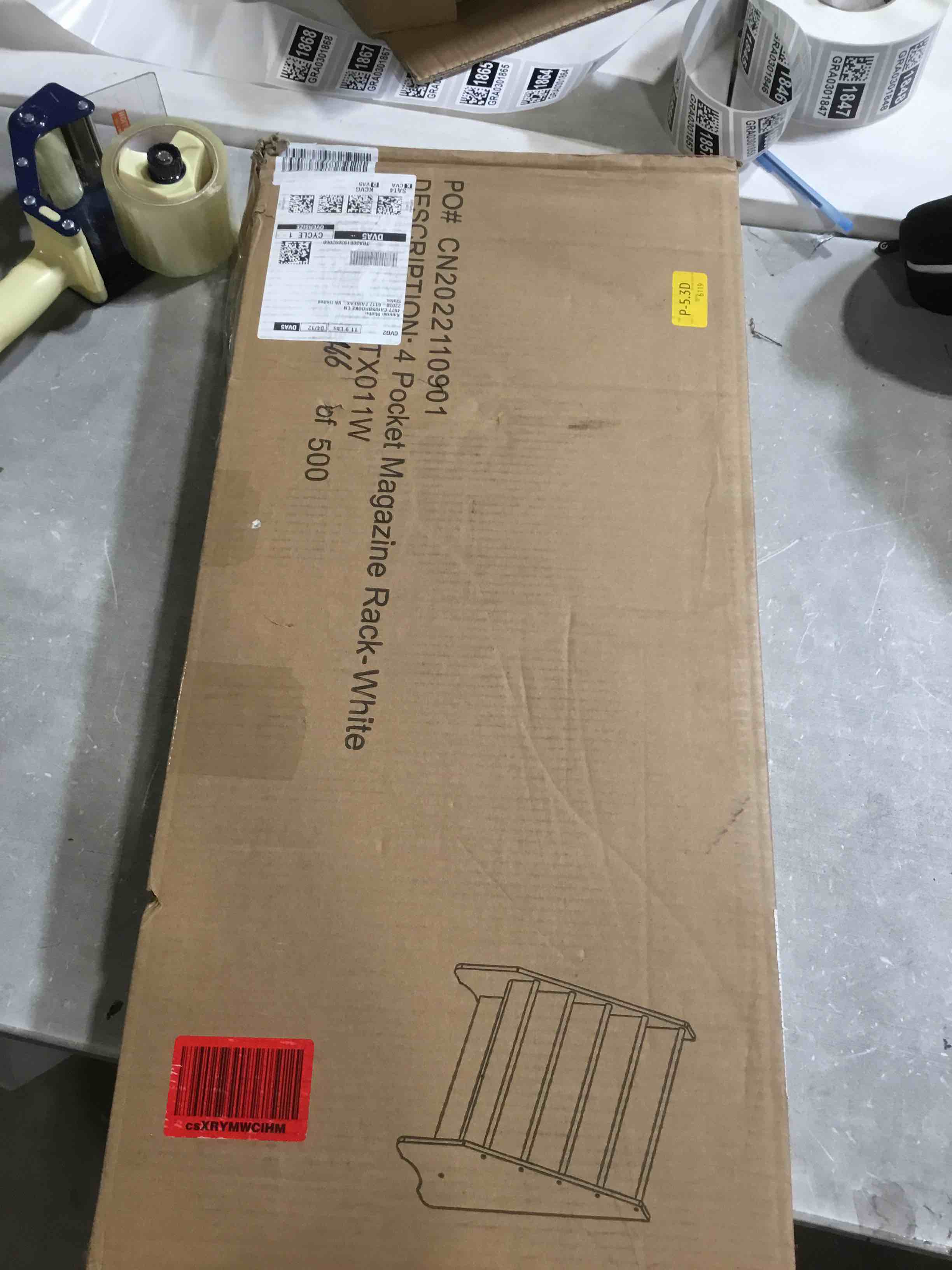 https://s3.amazonaws.com/lotting-images-prod/bidfta/YEL4913452_1728576591989.jpeg