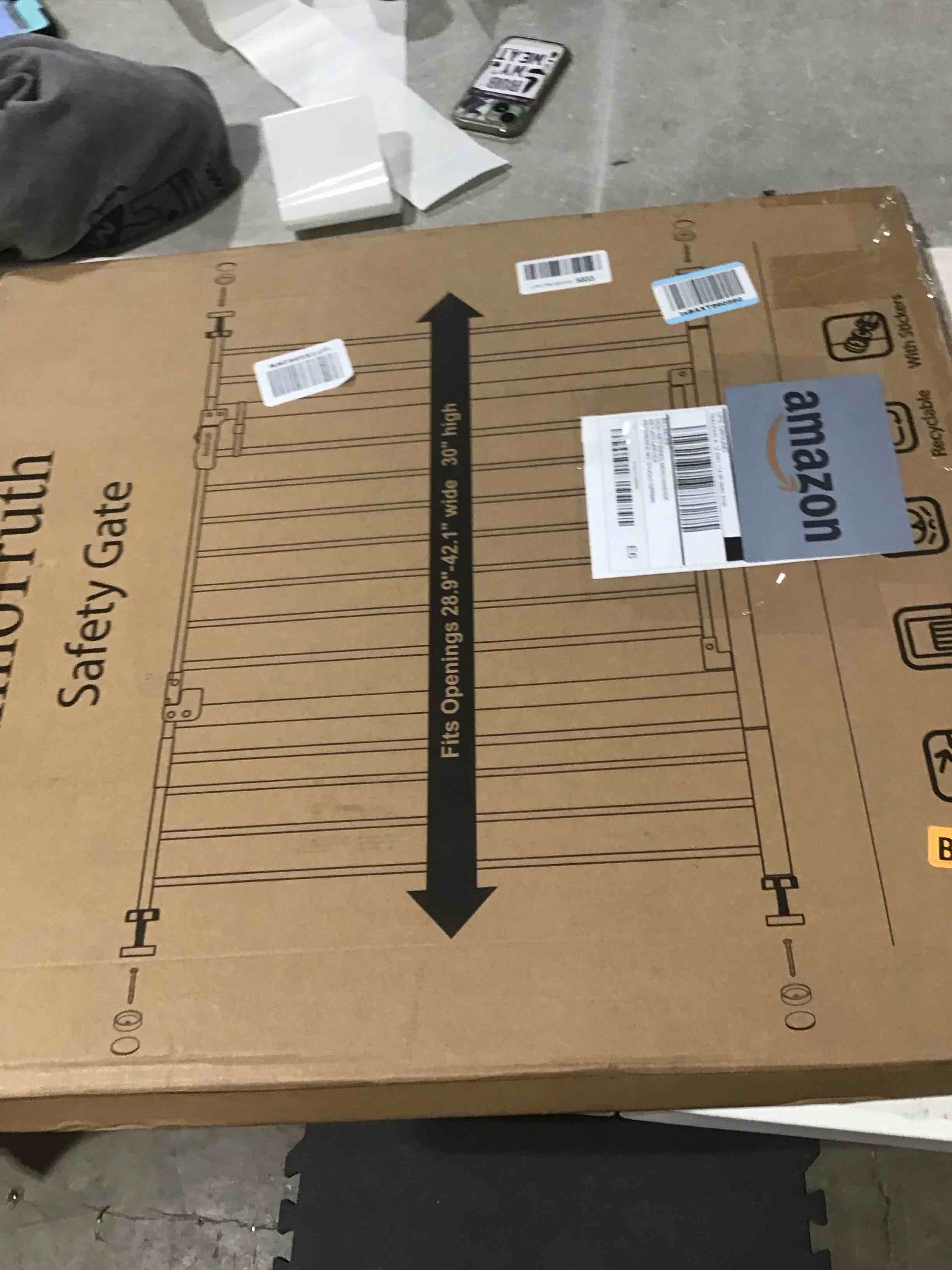 https://s3.amazonaws.com/lotting-images-prod/bidfta/YEL4913763_1728908258149.jpeg