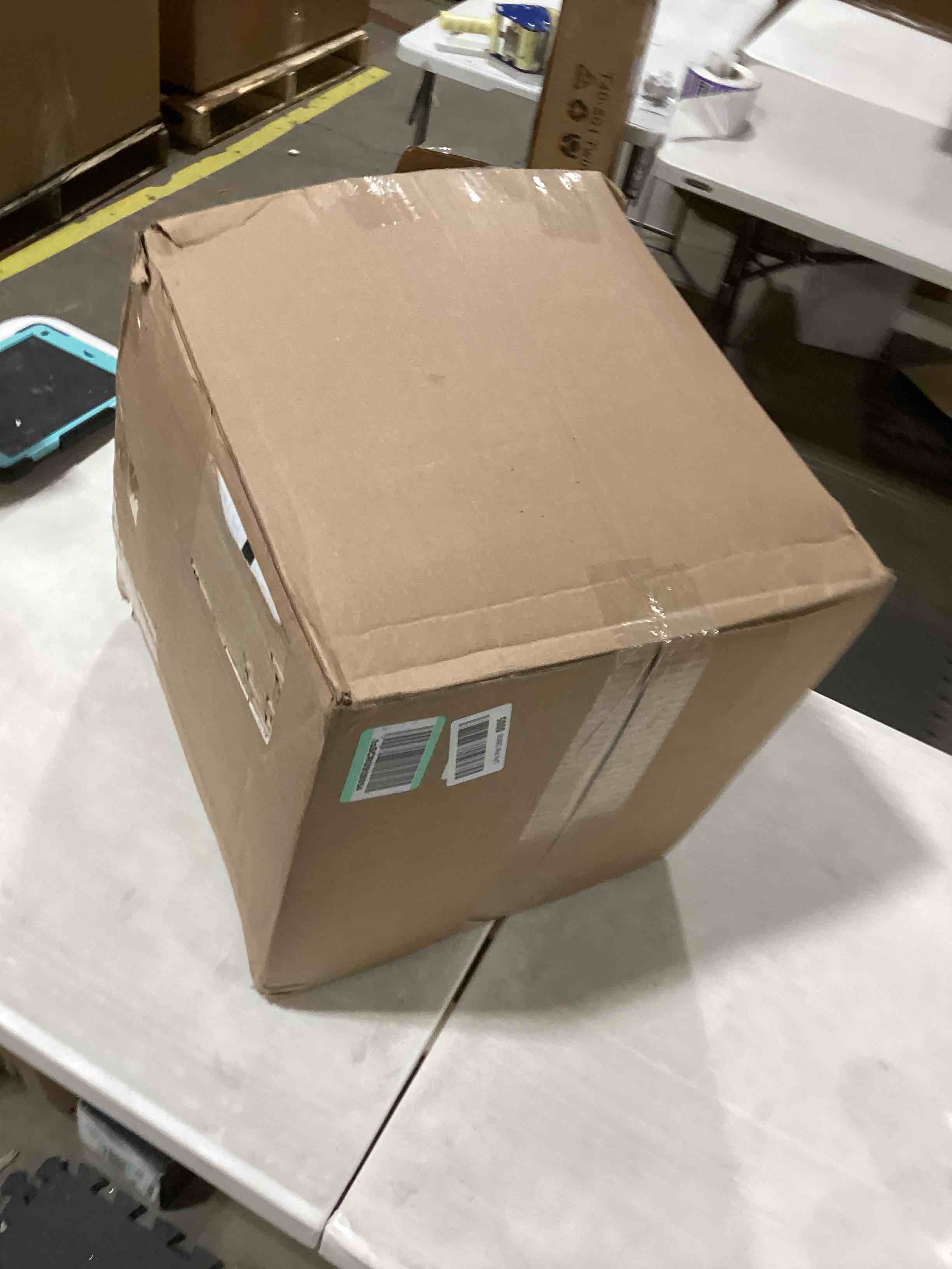 https://s3.amazonaws.com/lotting-images-prod/bidfta/YEL4914068_1729012328403.jpeg