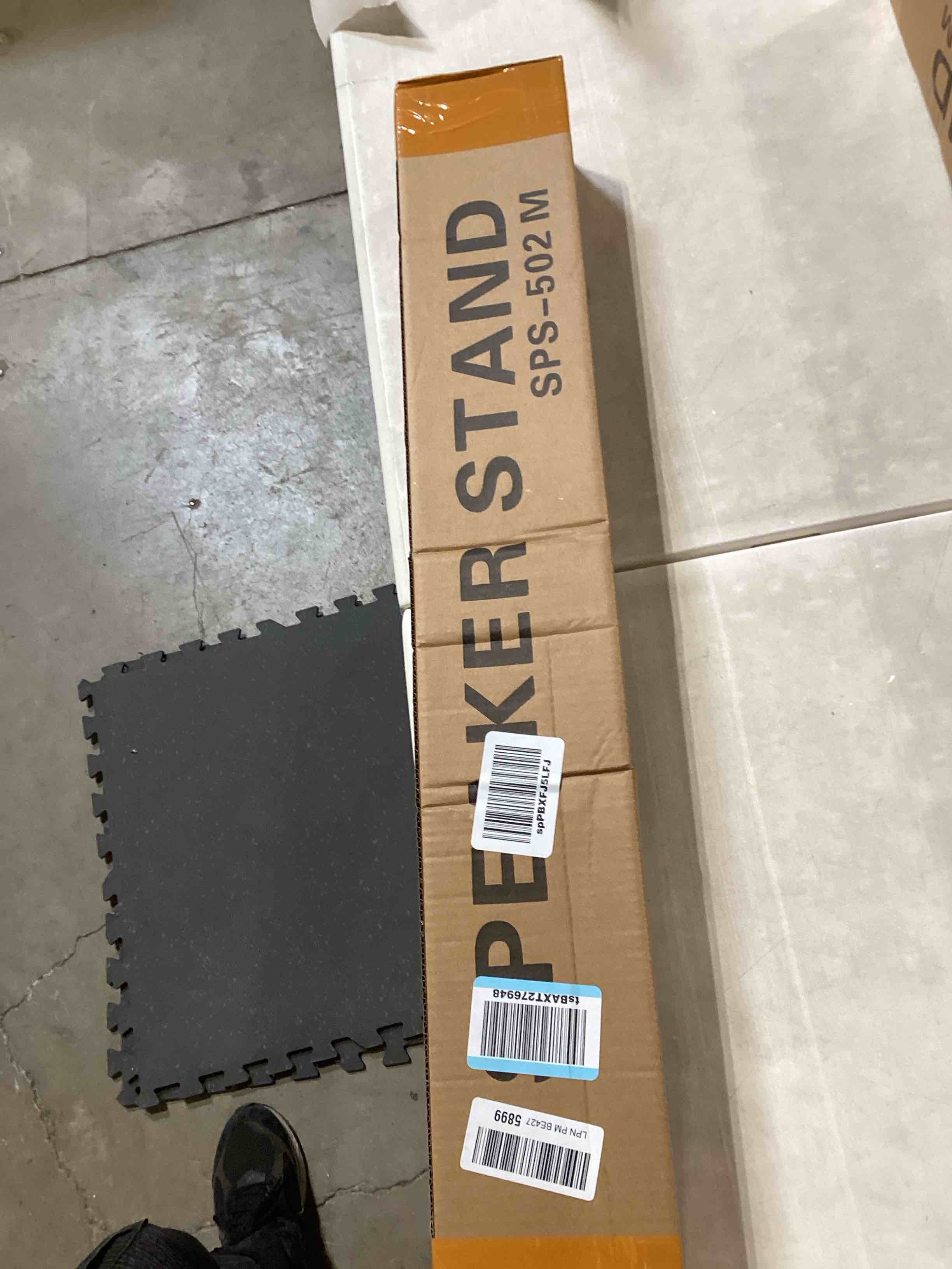 https://s3.amazonaws.com/lotting-images-prod/bidfta/YEL4914353_1729179313015.jpeg
