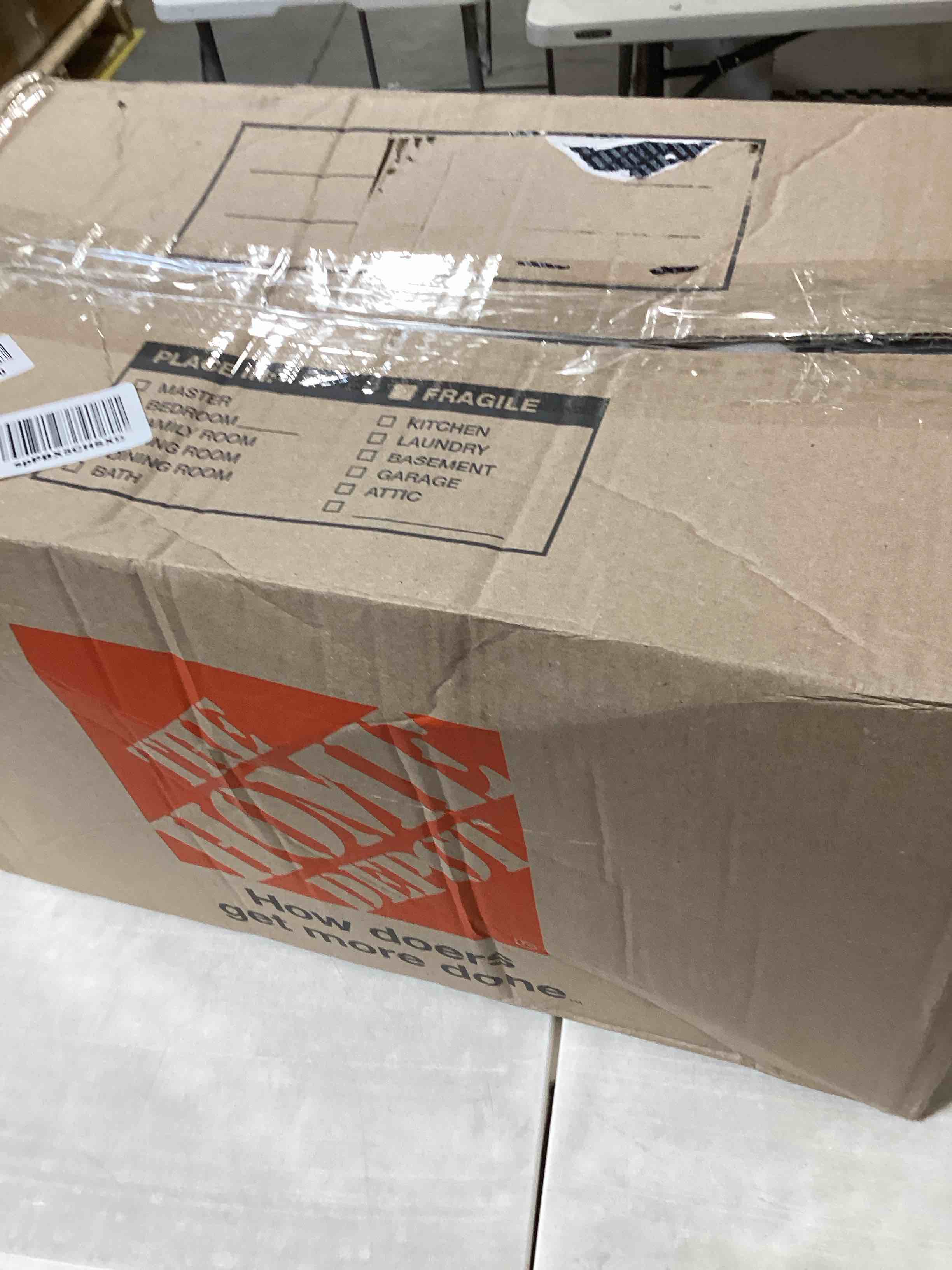 https://s3.amazonaws.com/lotting-images-prod/bidfta/YEL4914395_1729188958914.jpeg