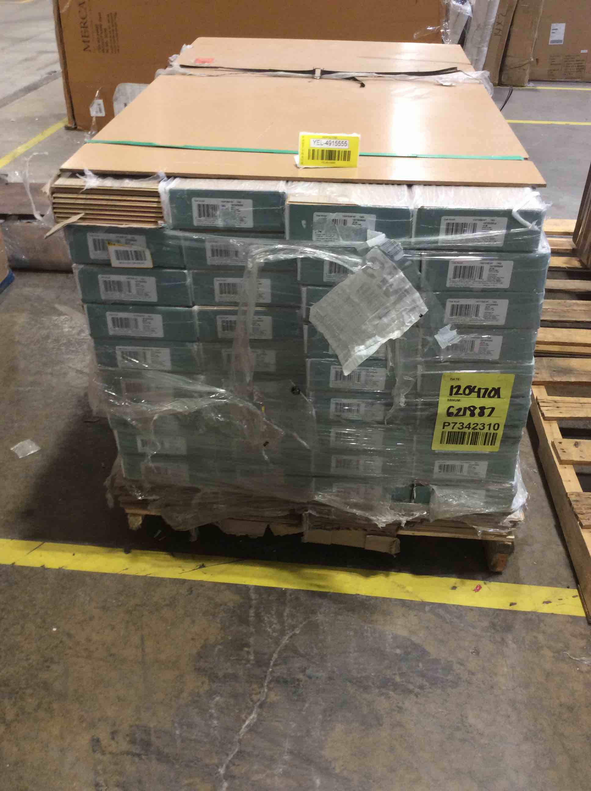 Jessamine Oak 7 mm T x 7.5 in. W Laminate Wood Flooring (26.8 sqft/case) 40 Boxes 